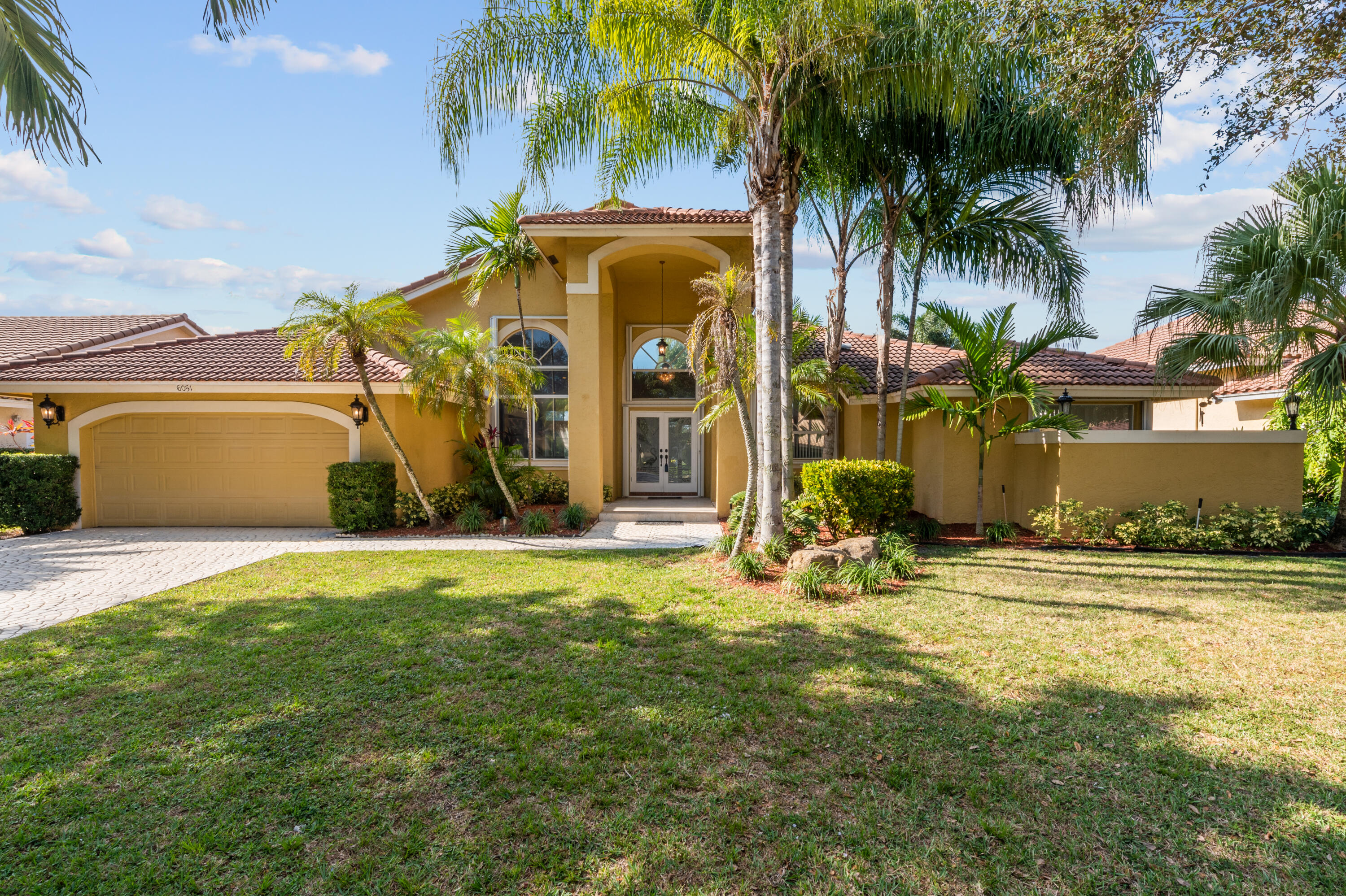 COUNTRYS POINT - Residential Lease