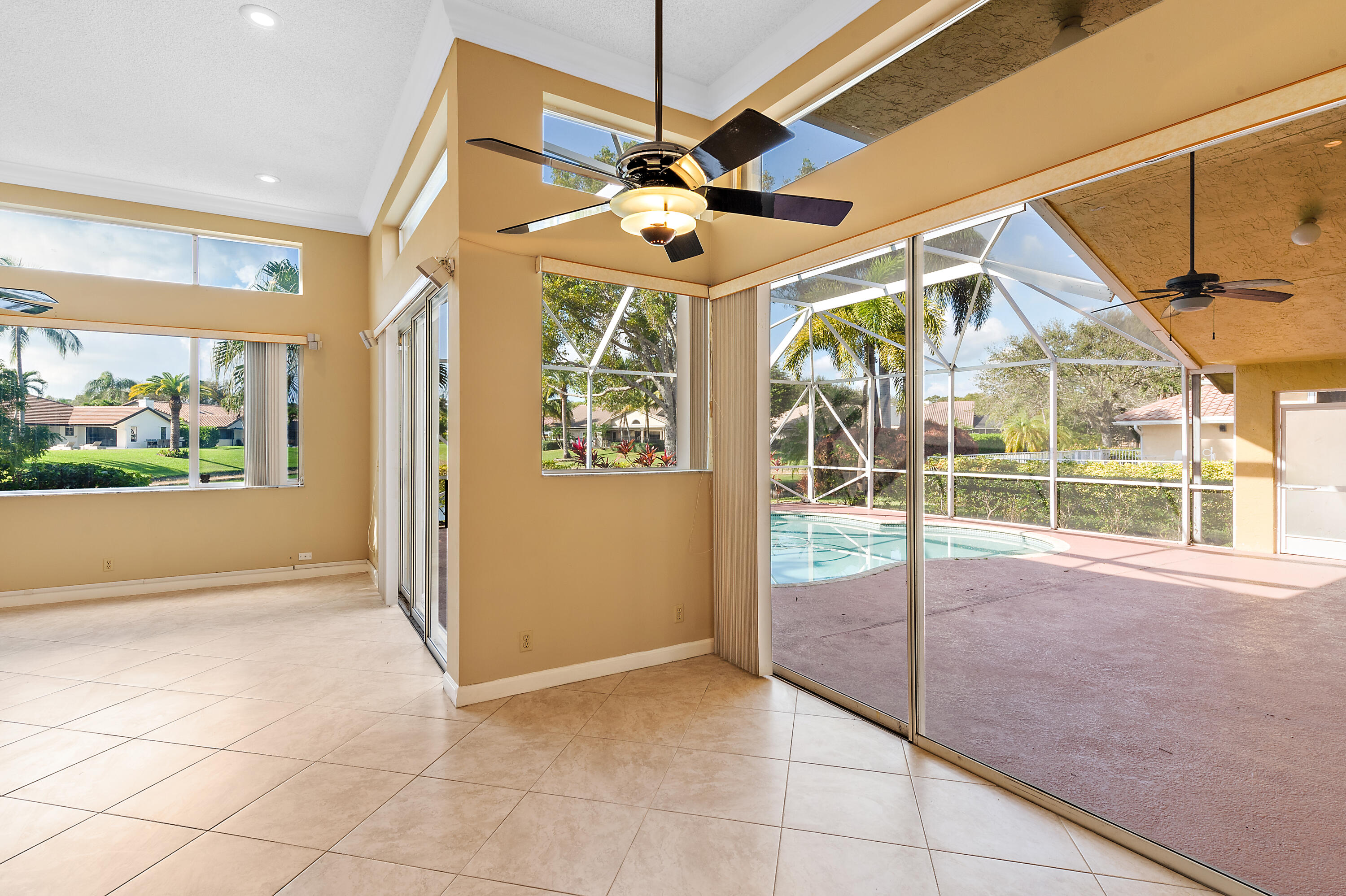 COUNTRYS POINT - Residential Lease