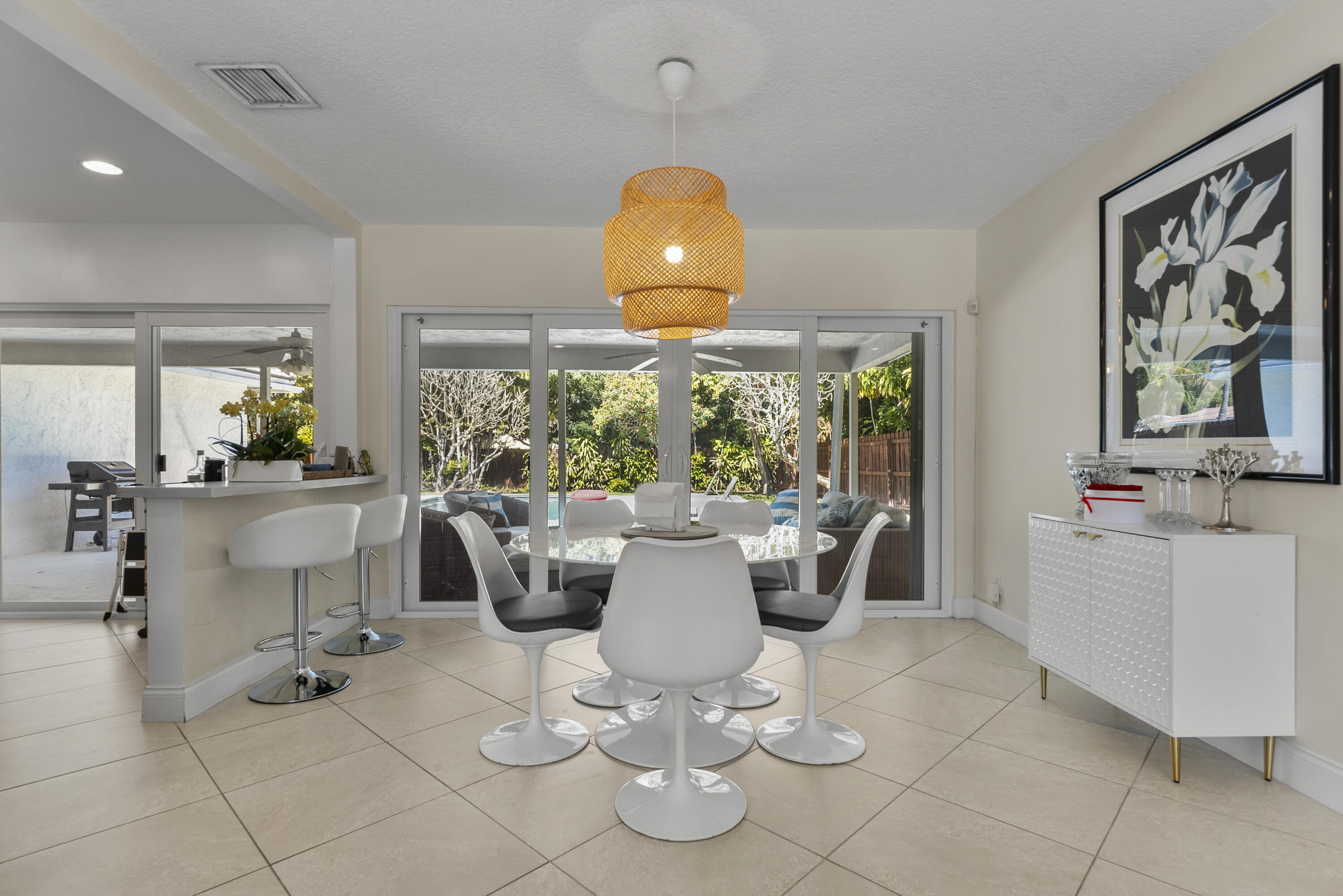 CUSHMAN ALAIN - Residential Lease