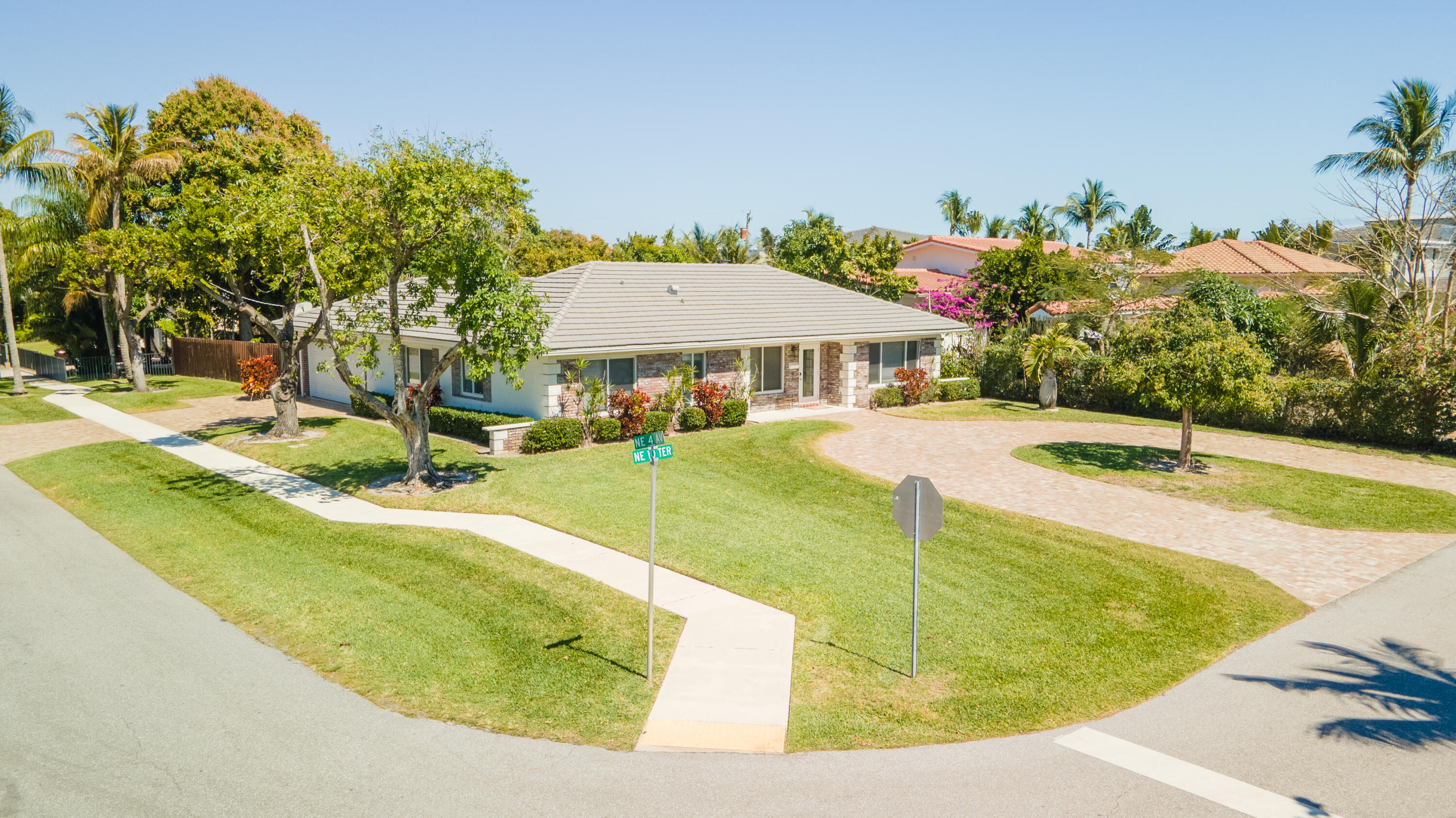 CUSHMAN ALAIN - Residential Lease