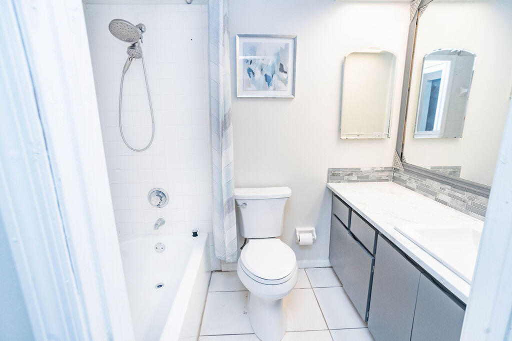 POPPLETON CREEK CONDO - Residential Lease