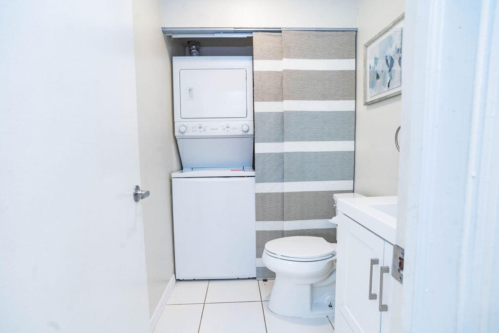 POPPLETON CREEK CONDO - Residential Lease