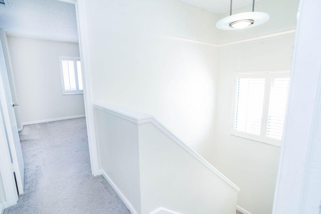POPPLETON CREEK CONDO - Residential Lease