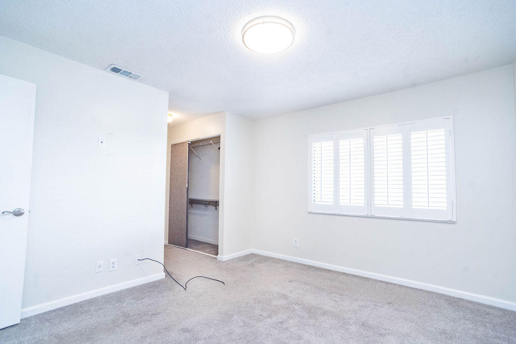 POPPLETON CREEK CONDO - Residential Lease