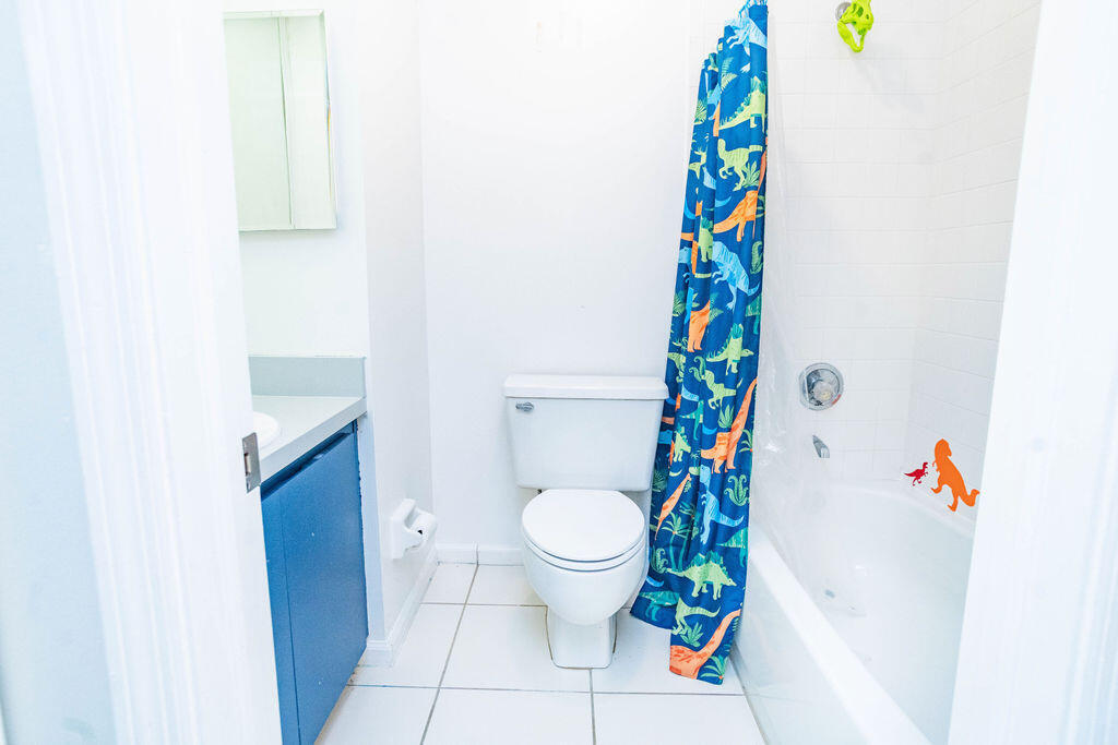 POPPLETON CREEK CONDO - Residential Lease