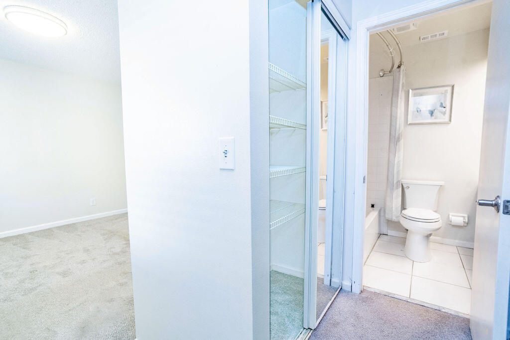 POPPLETON CREEK CONDO - Residential Lease