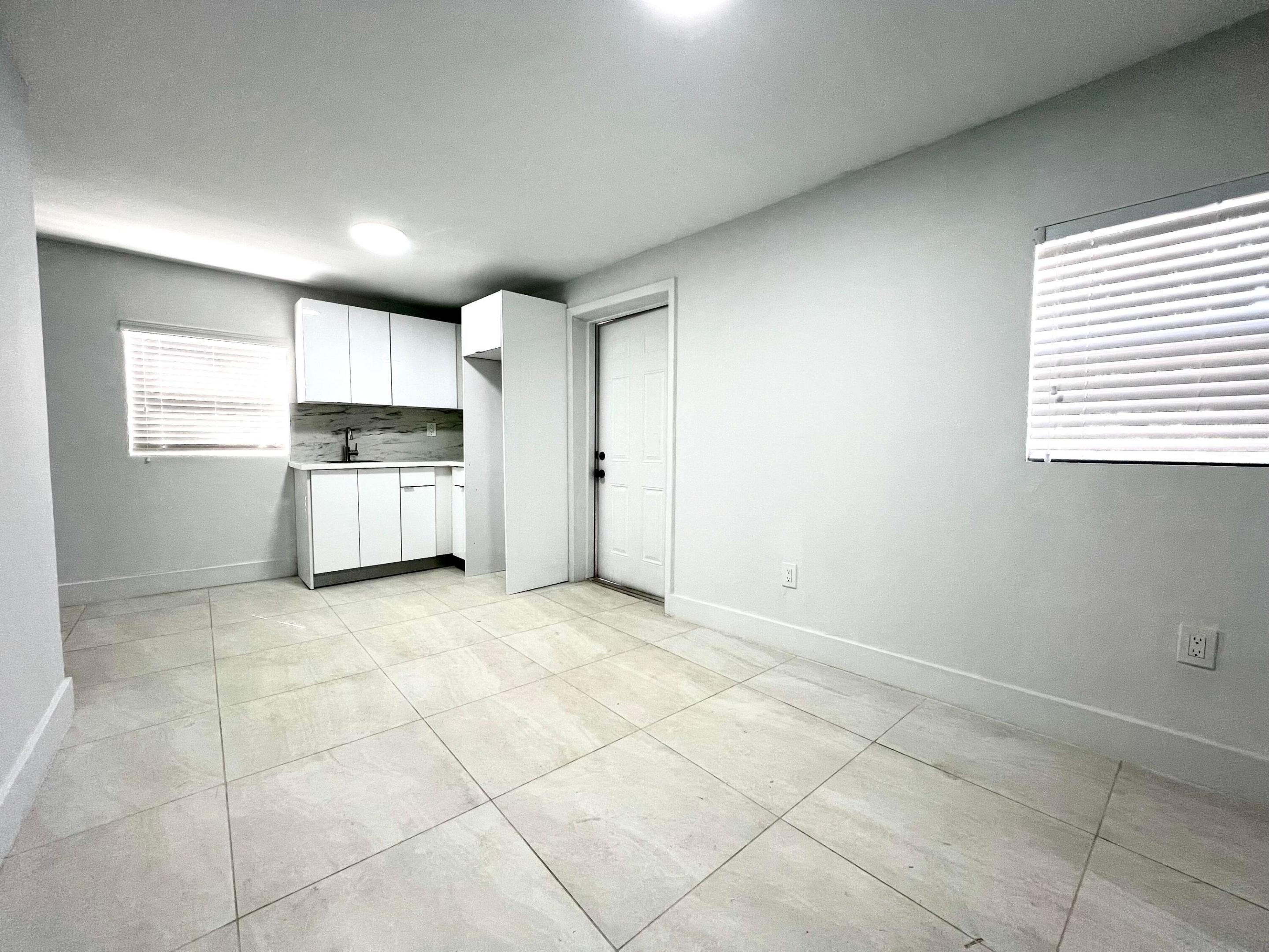 RICHMOND HEIGHTS ESTATES - Residential Lease