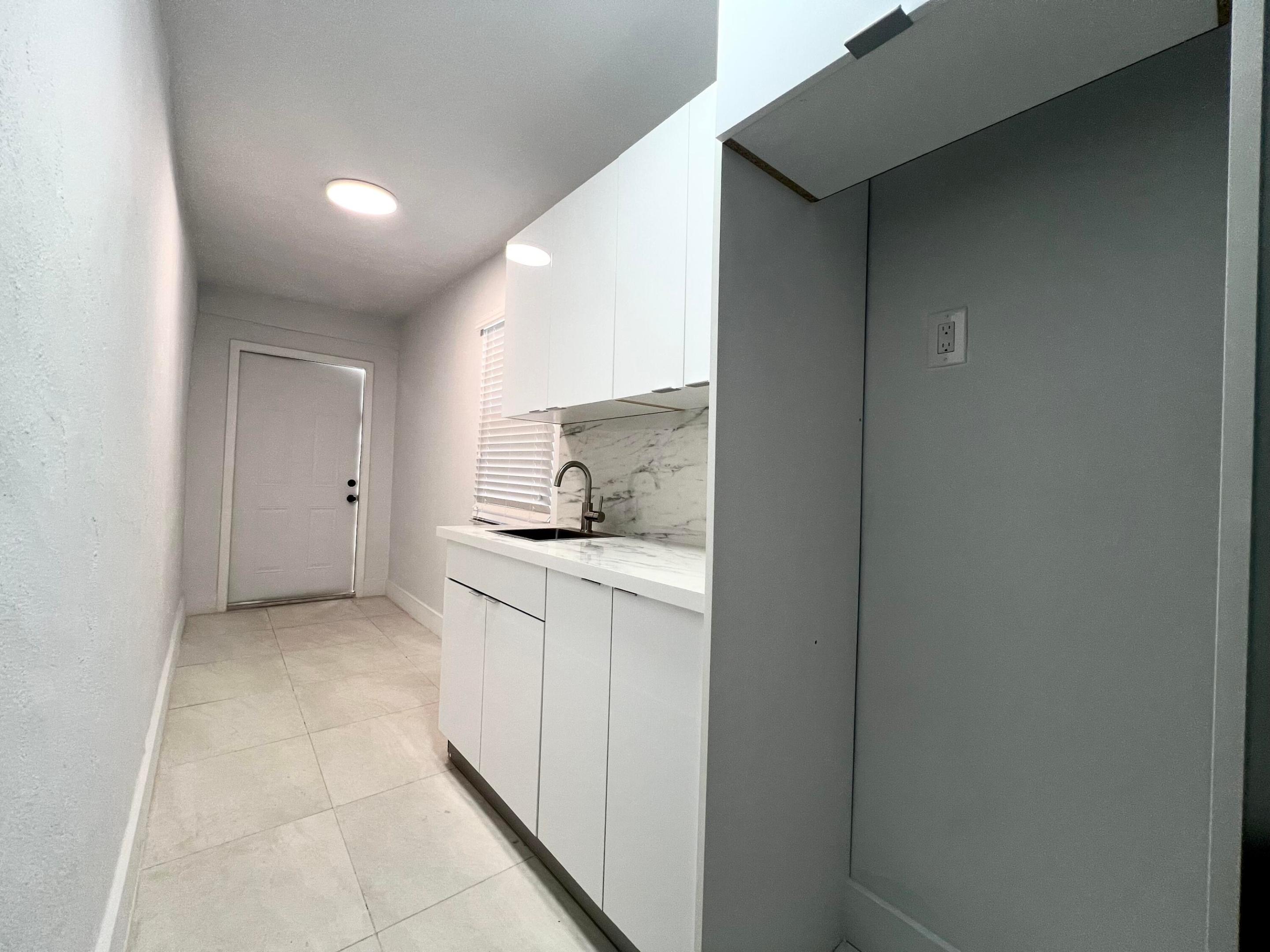 RICHMOND HEIGHTS ESTATES - Residential Lease