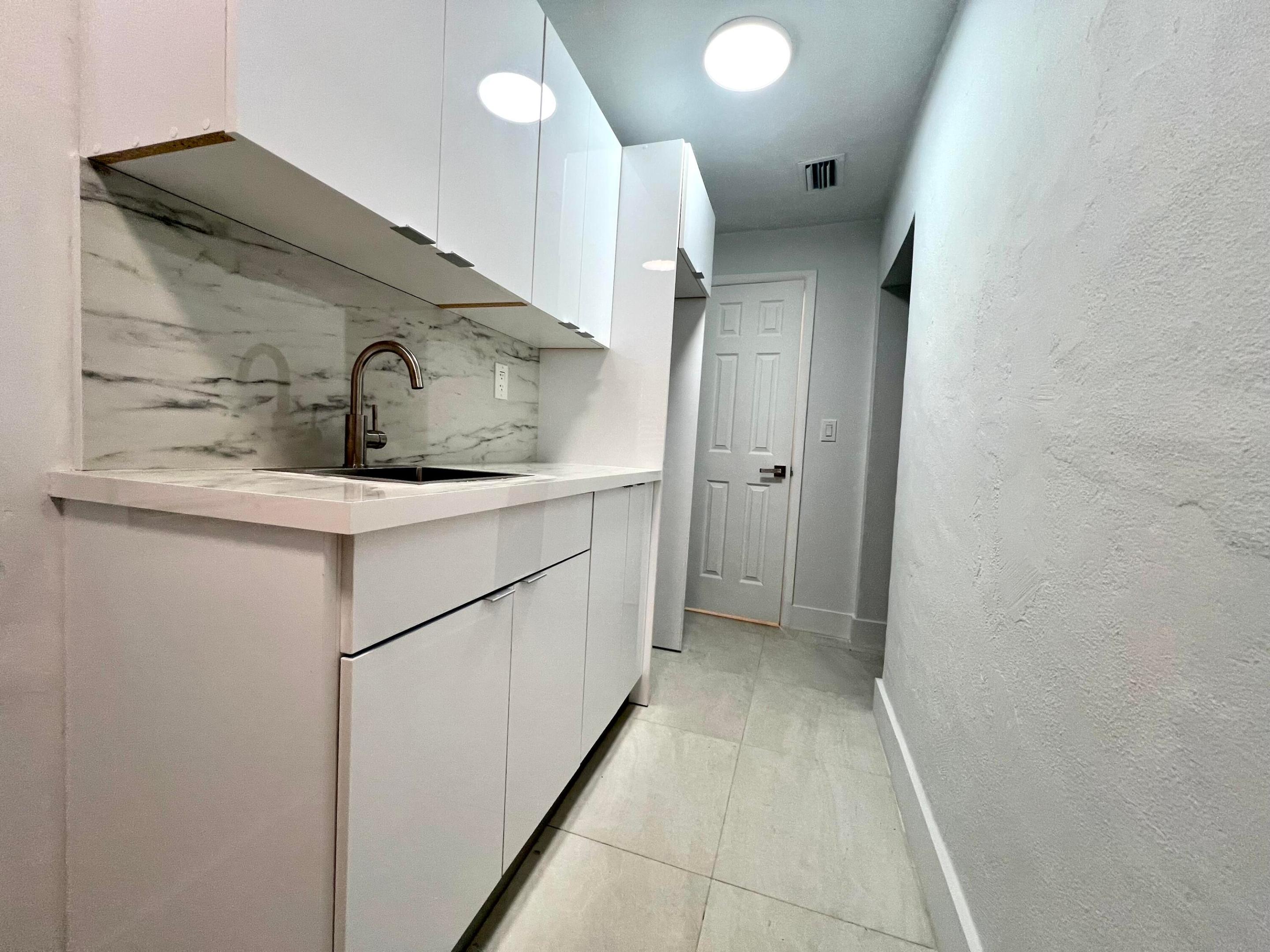 RICHMOND HEIGHTS ESTATES - Residential Lease