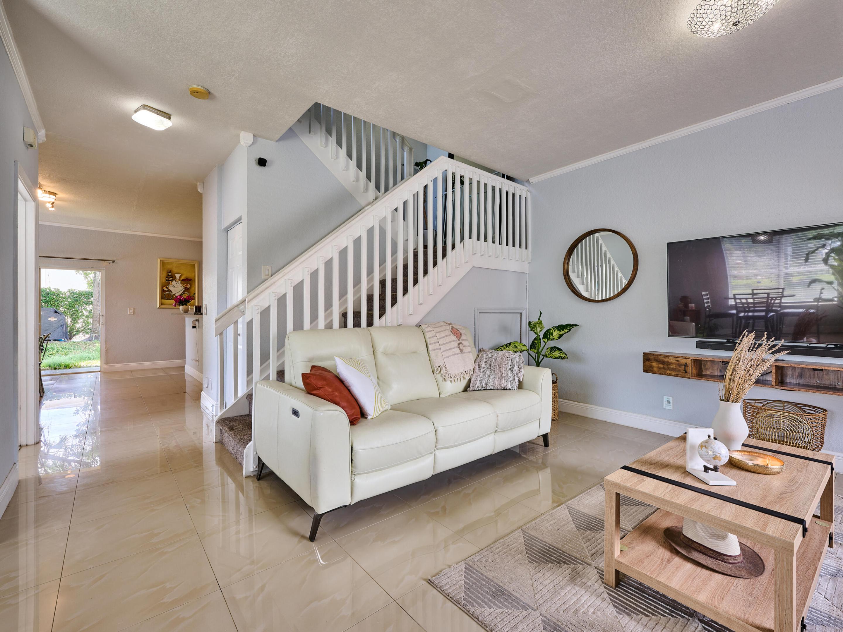 MARTIN/MARANGOS PLAT - Residential