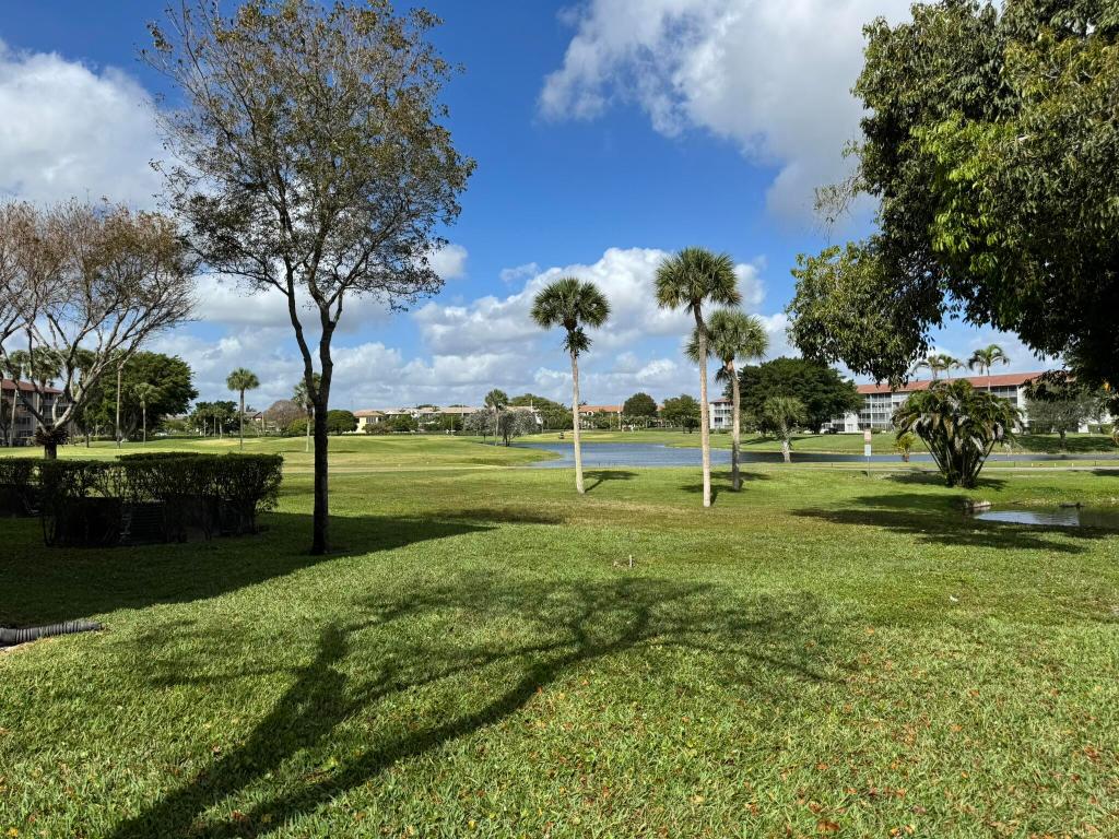 KINGSLEY AT CENTURY VILLAGE - Residential