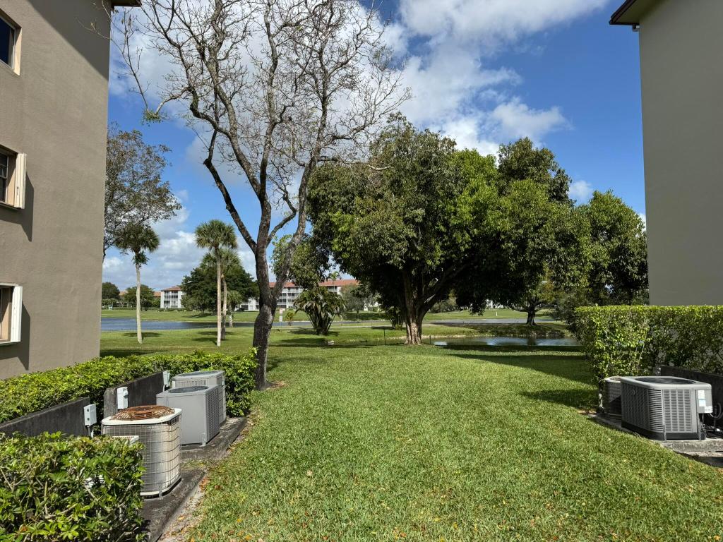 KINGSLEY AT CENTURY VILLAGE - Residential