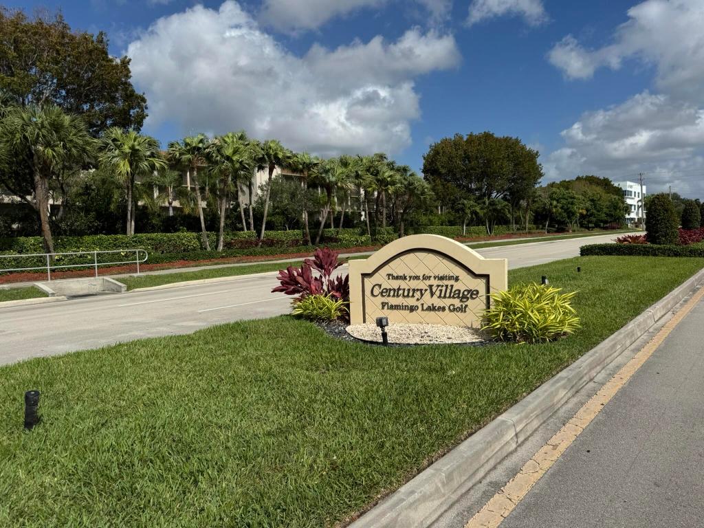 KINGSLEY AT CENTURY VILLAGE - Residential
