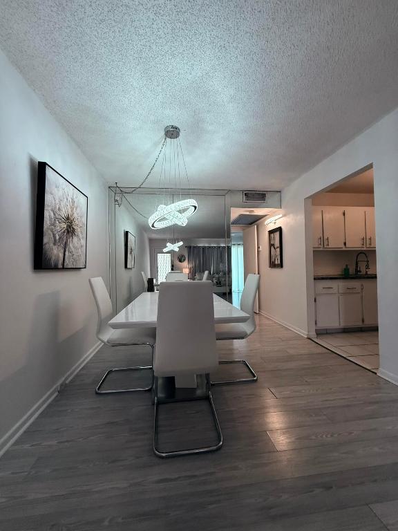 KINGSLEY AT CENTURY VILLAGE - Residential