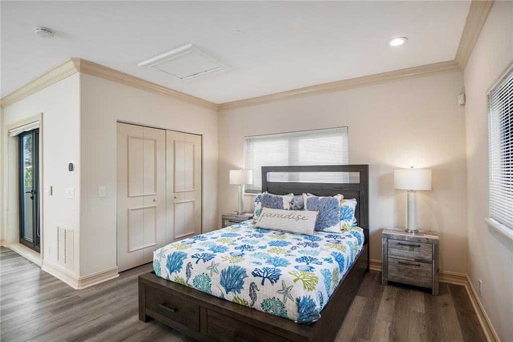 Gould Island 15-62 B - Residential