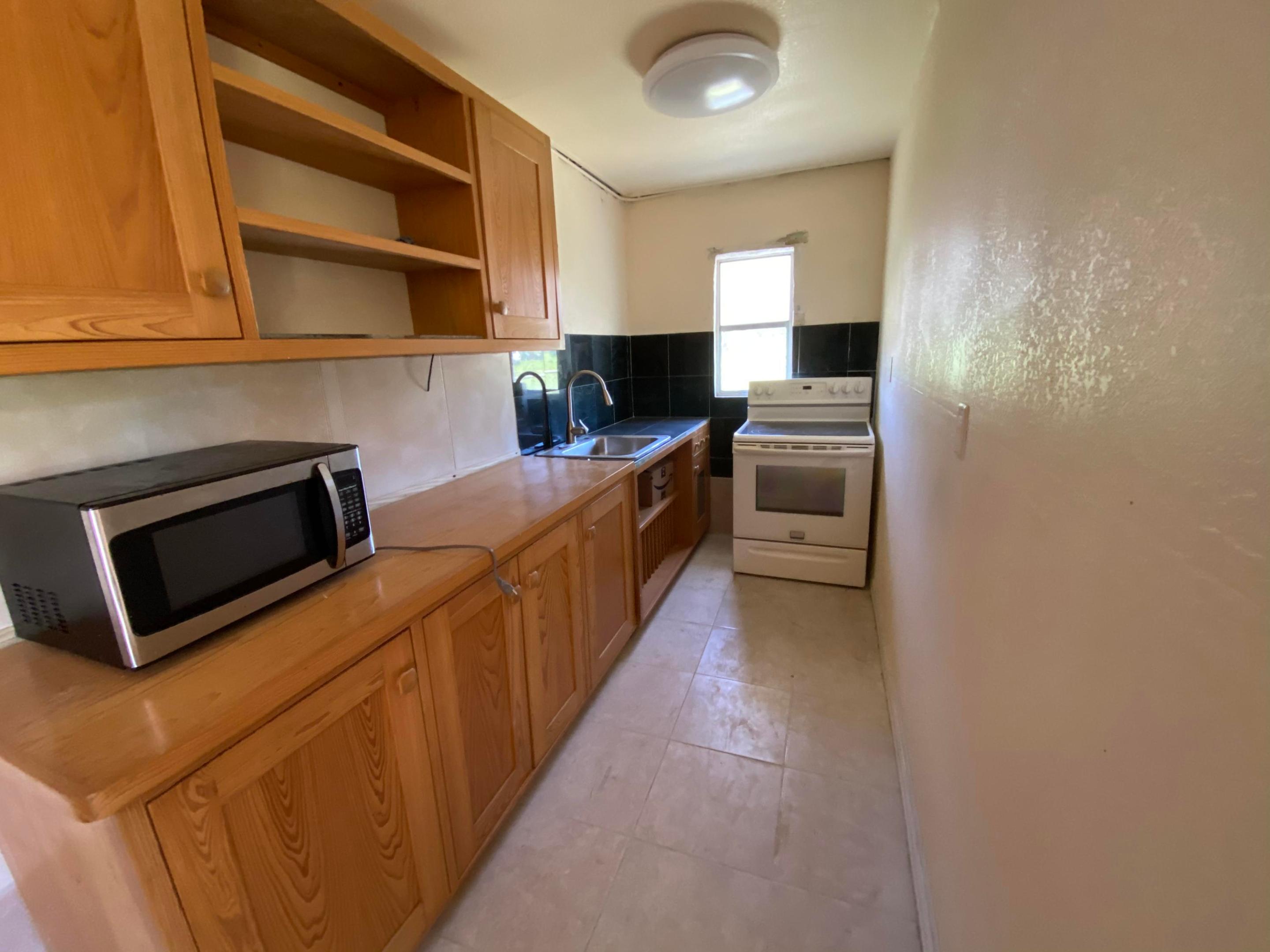 LINCOLN PARK NO 2 - Residential Lease
