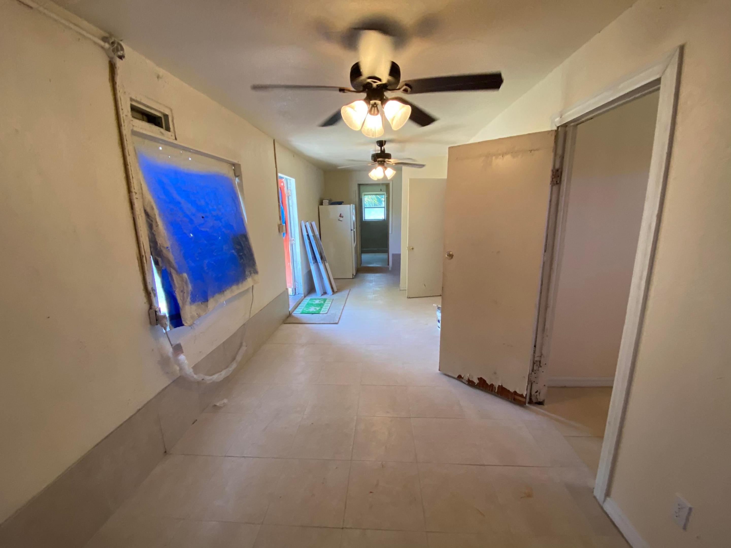 LINCOLN PARK NO 2 - Residential Lease