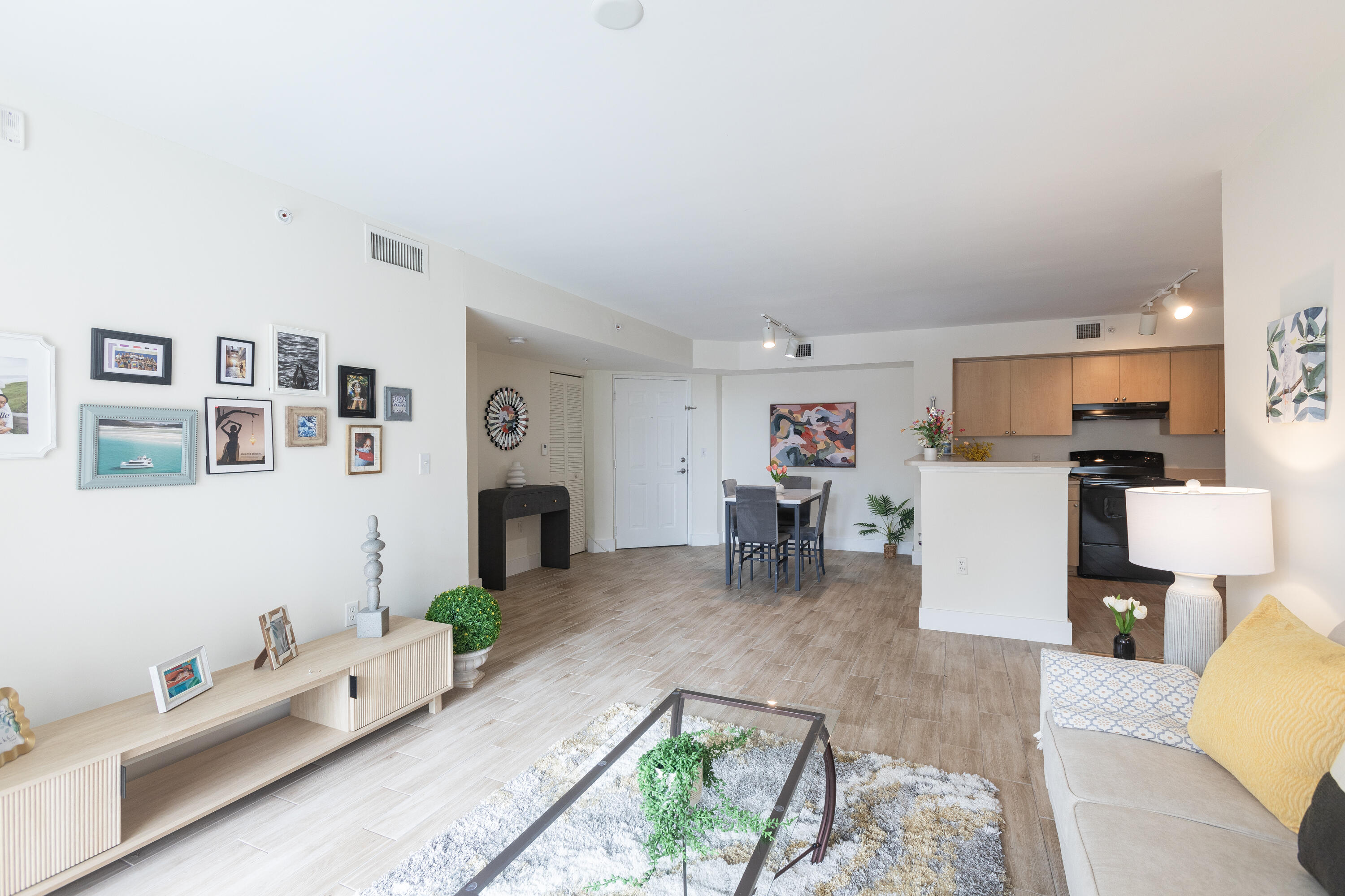VVDW - Residential Lease