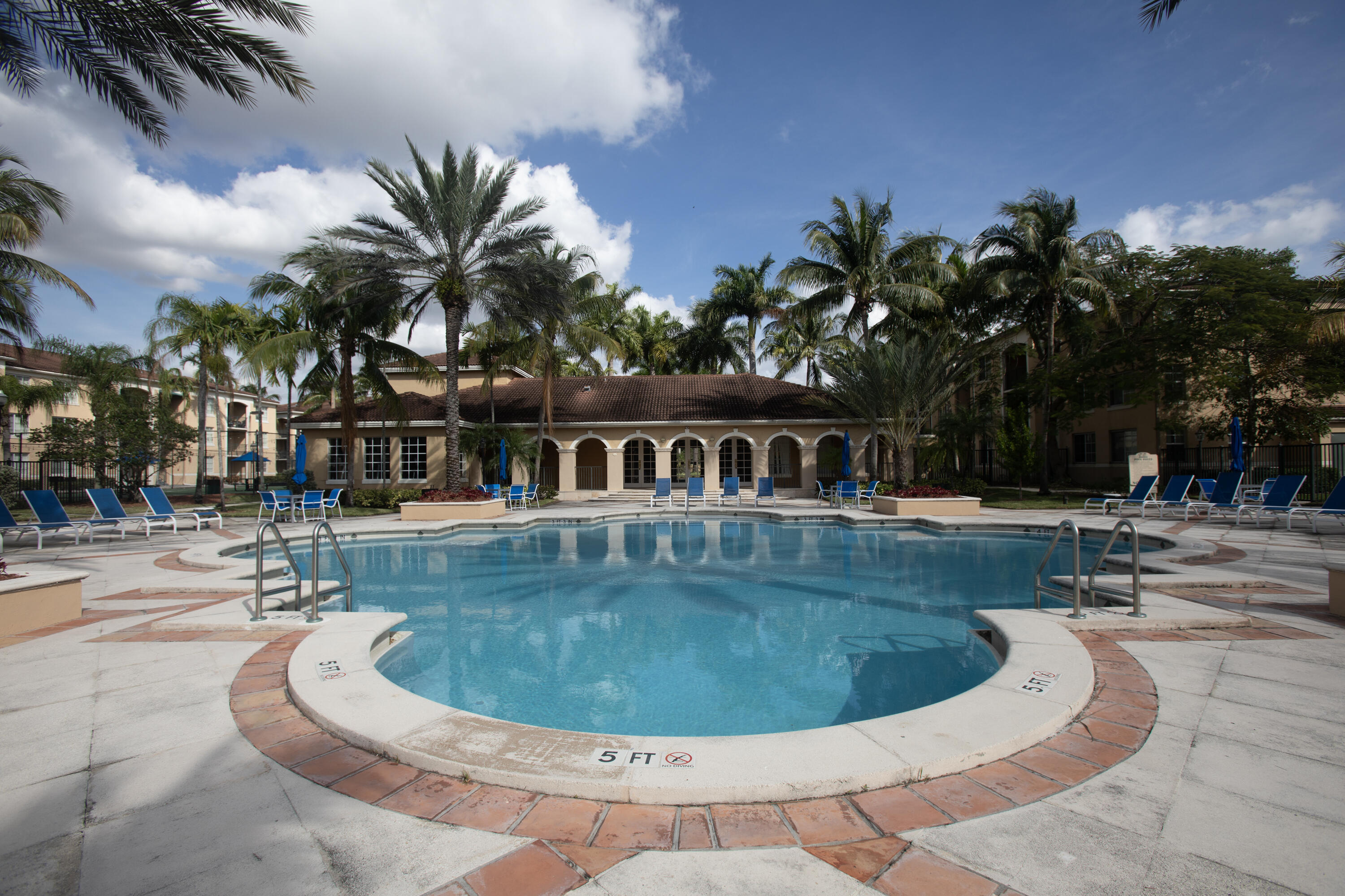 VVDW - Residential Lease