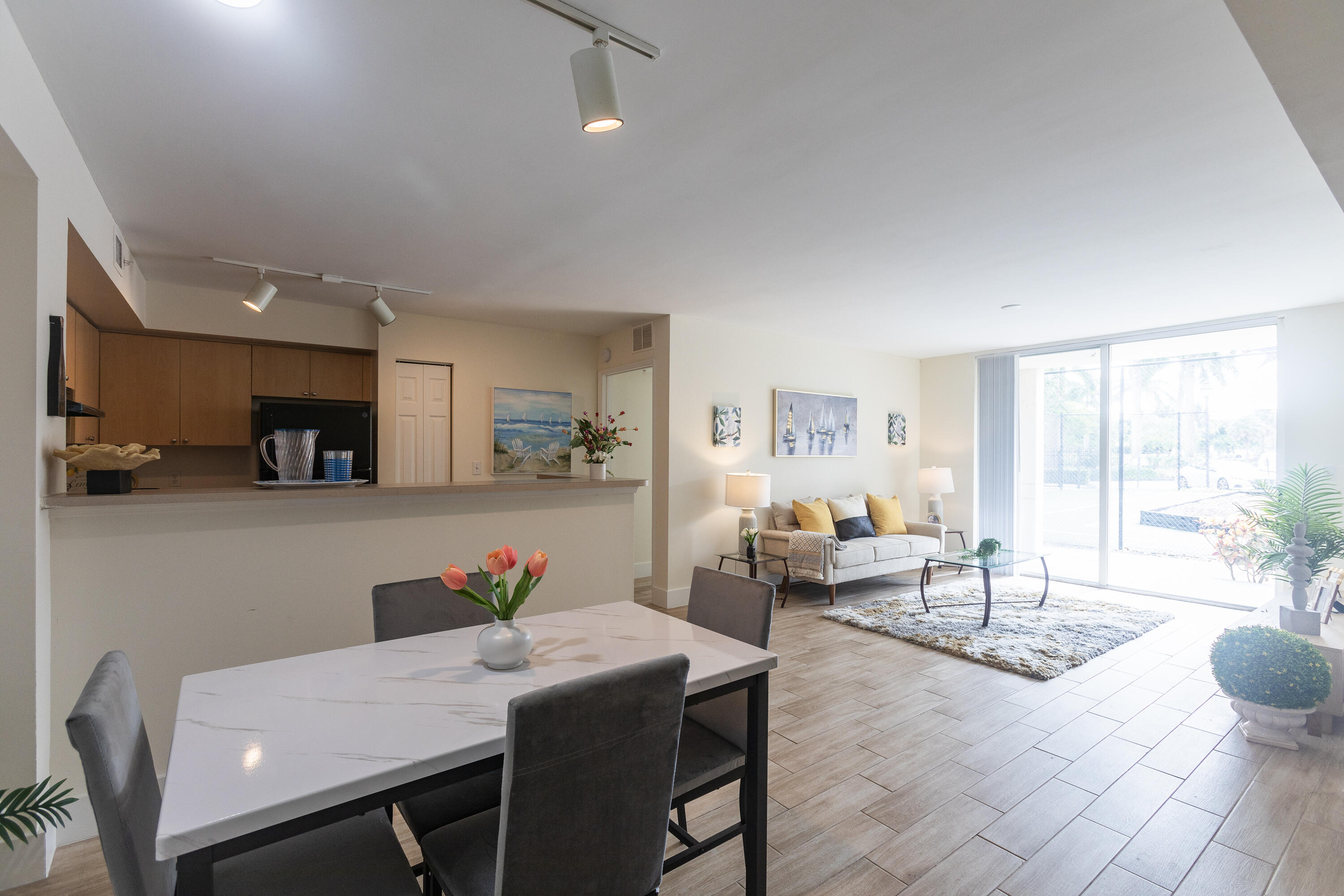 VVDW - Residential Lease