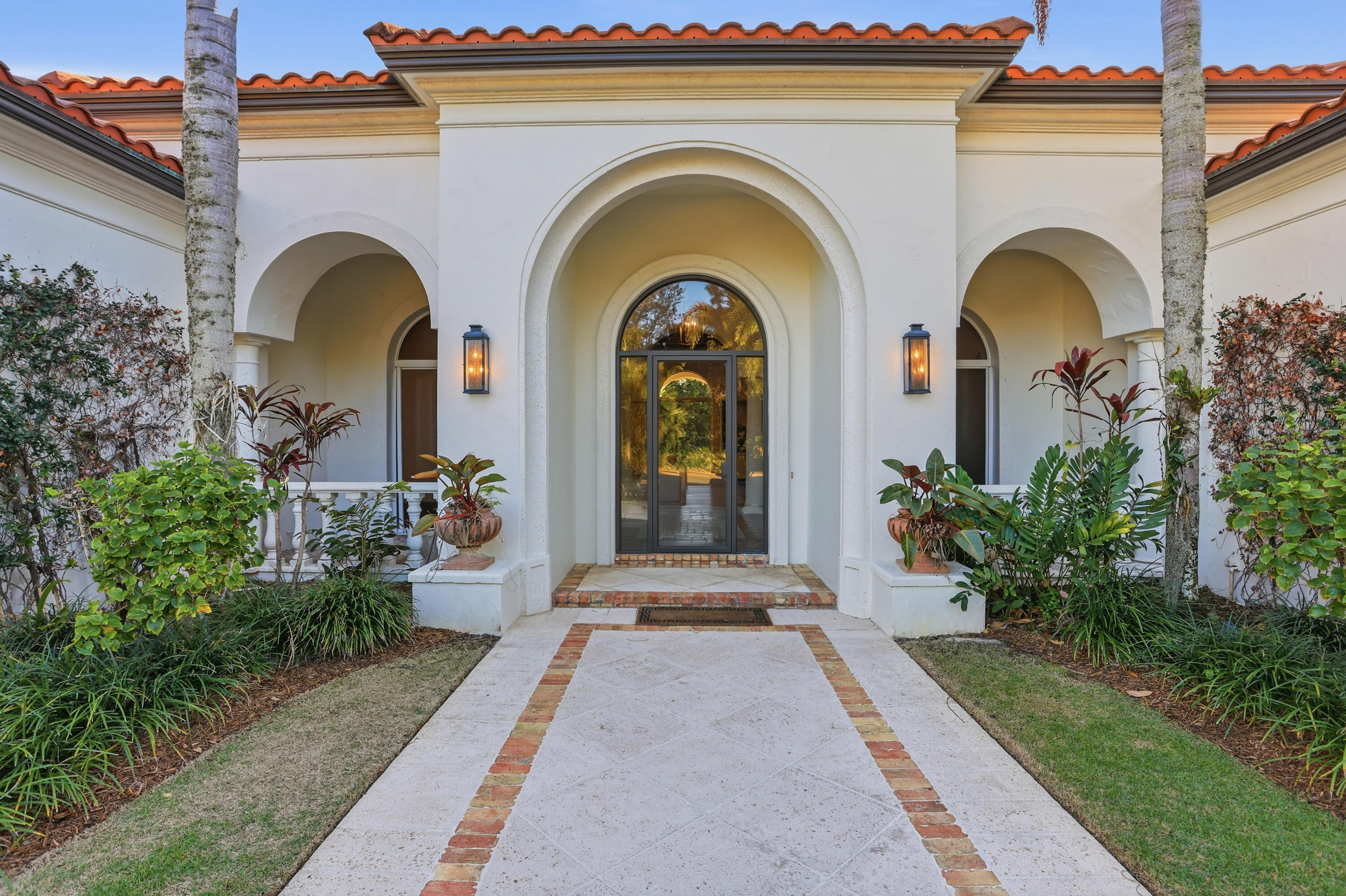 LOBLOLLY PINES - Residential