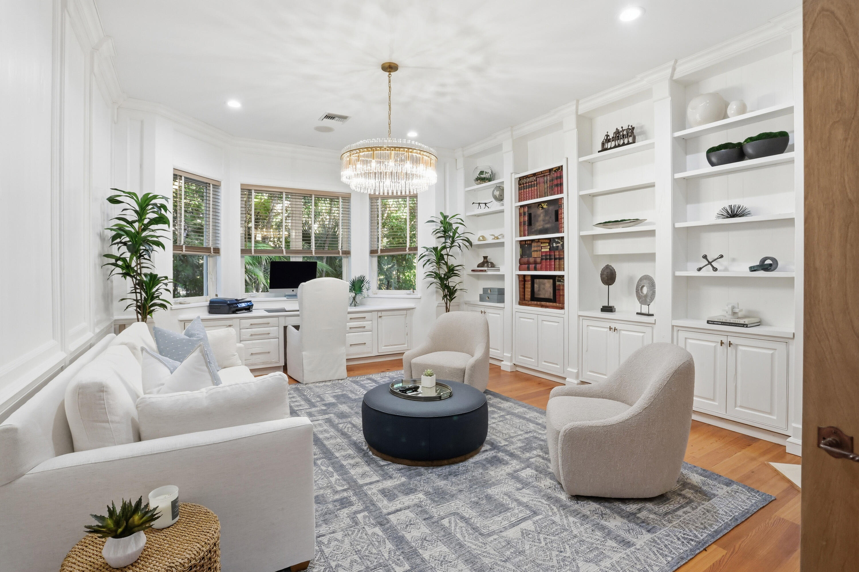 LOBLOLLY PINES - Residential