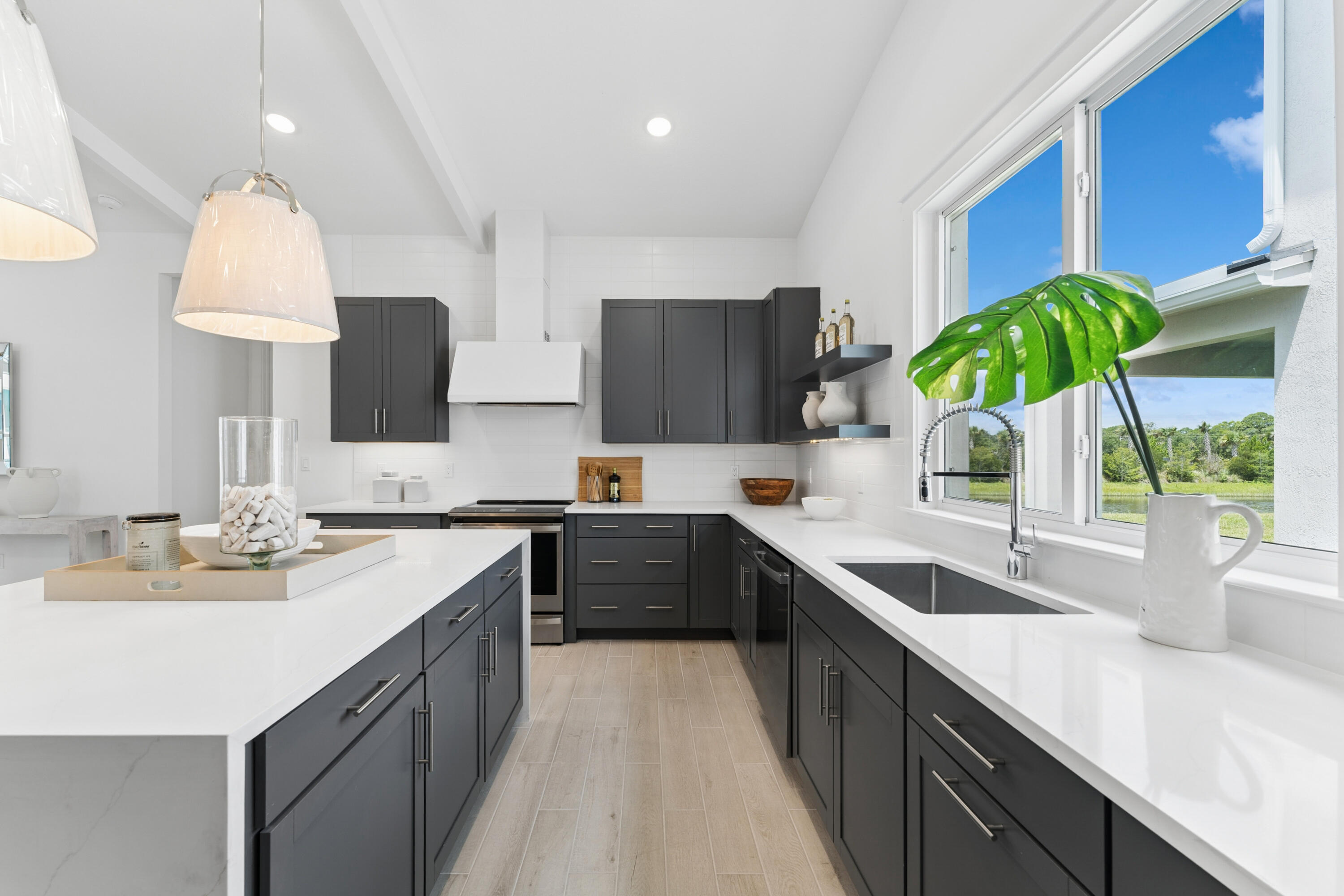 PARKSIDE AT TUTTLE ROYALE - Residential