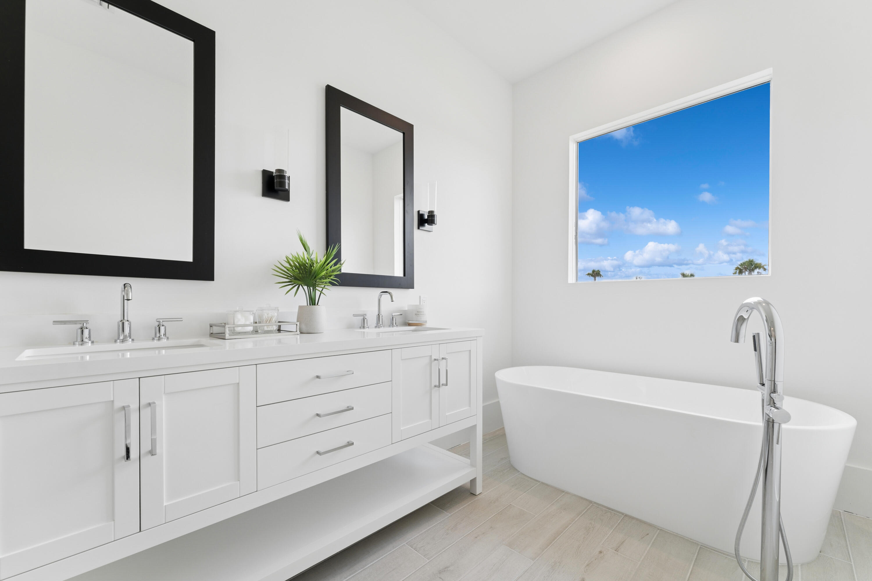 PARKSIDE AT TUTTLE ROYALE - Residential