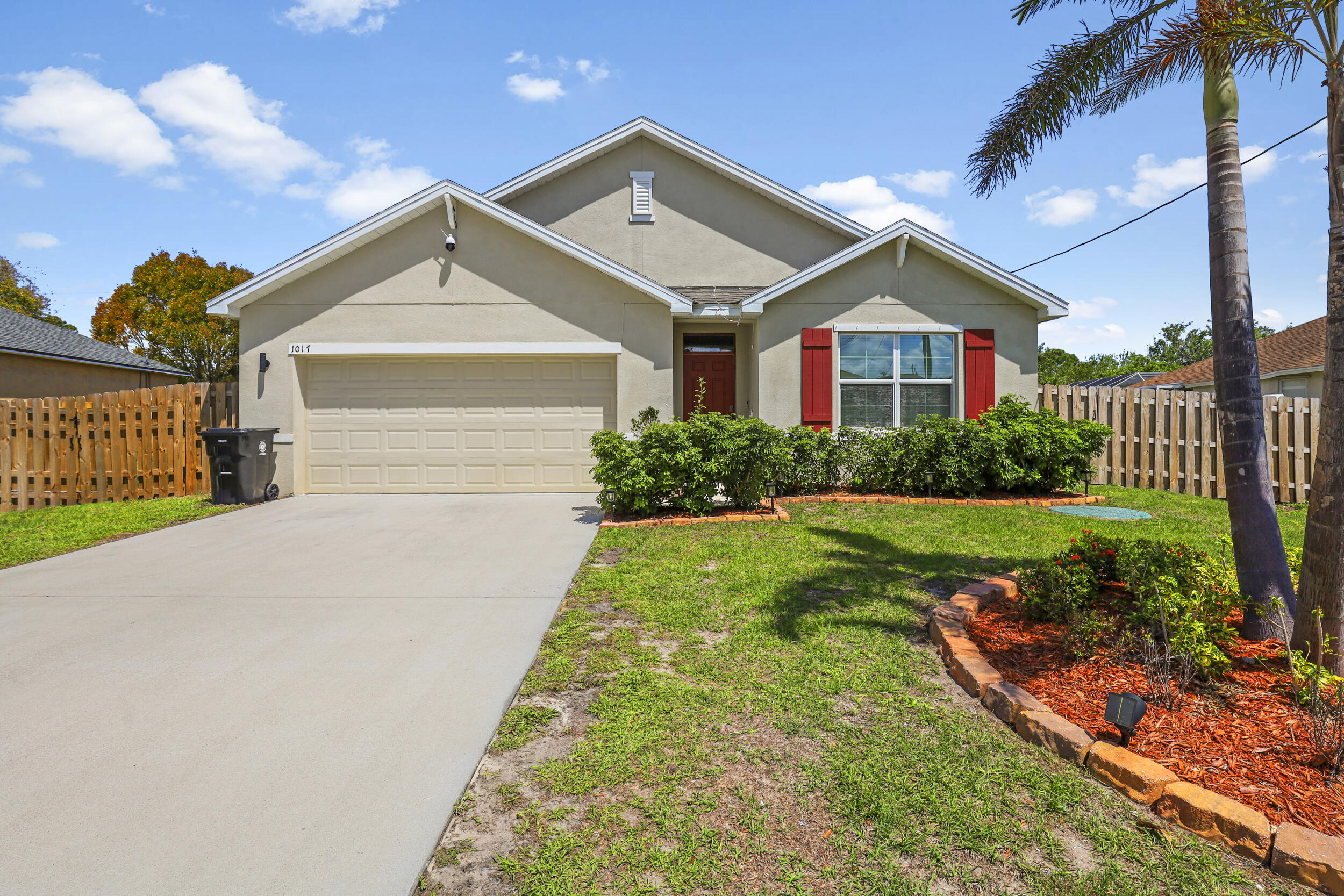 PORT ST LUCIE SECTION 33 - Residential