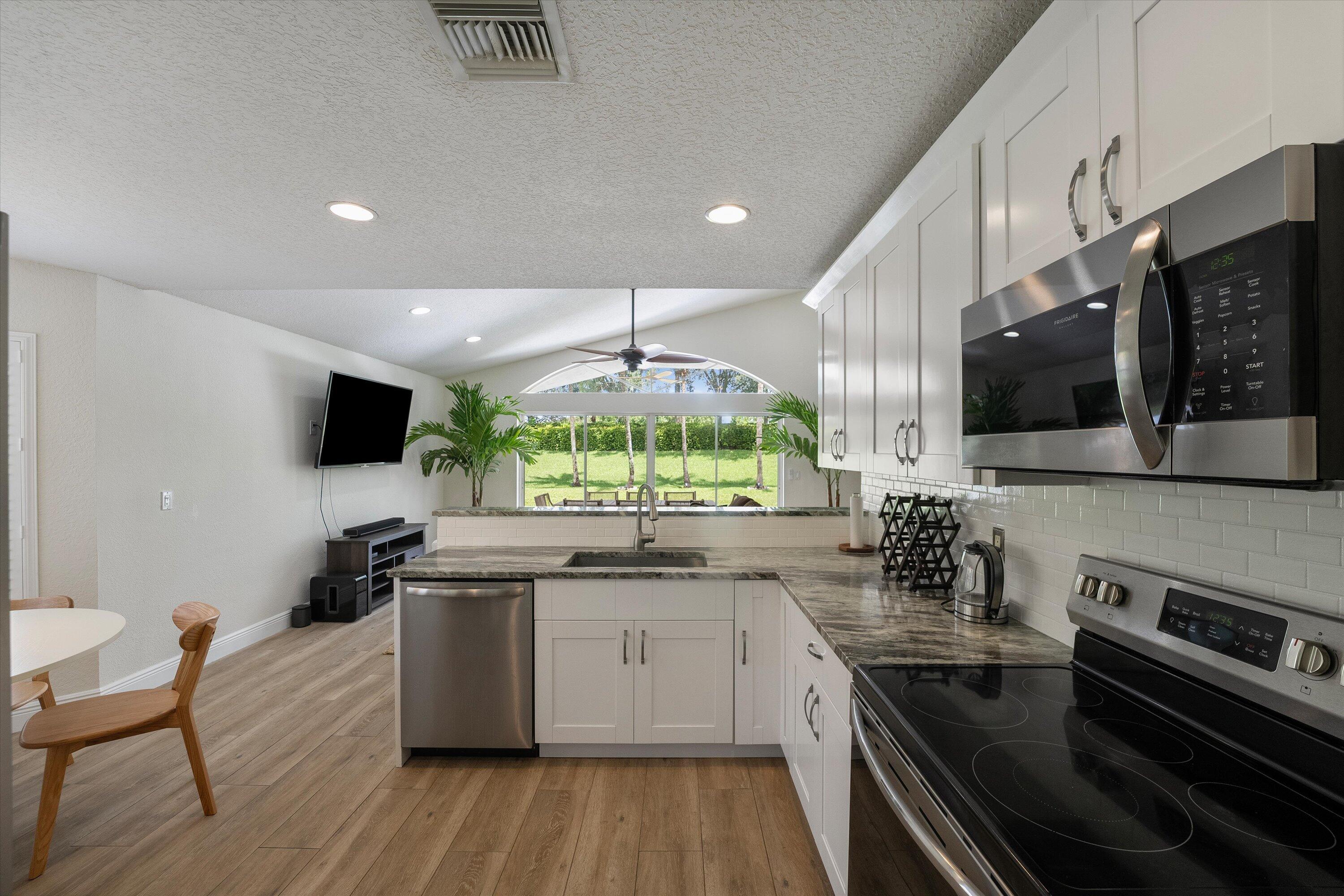 ISLES AT WELLINGTON 1 - Residential Lease