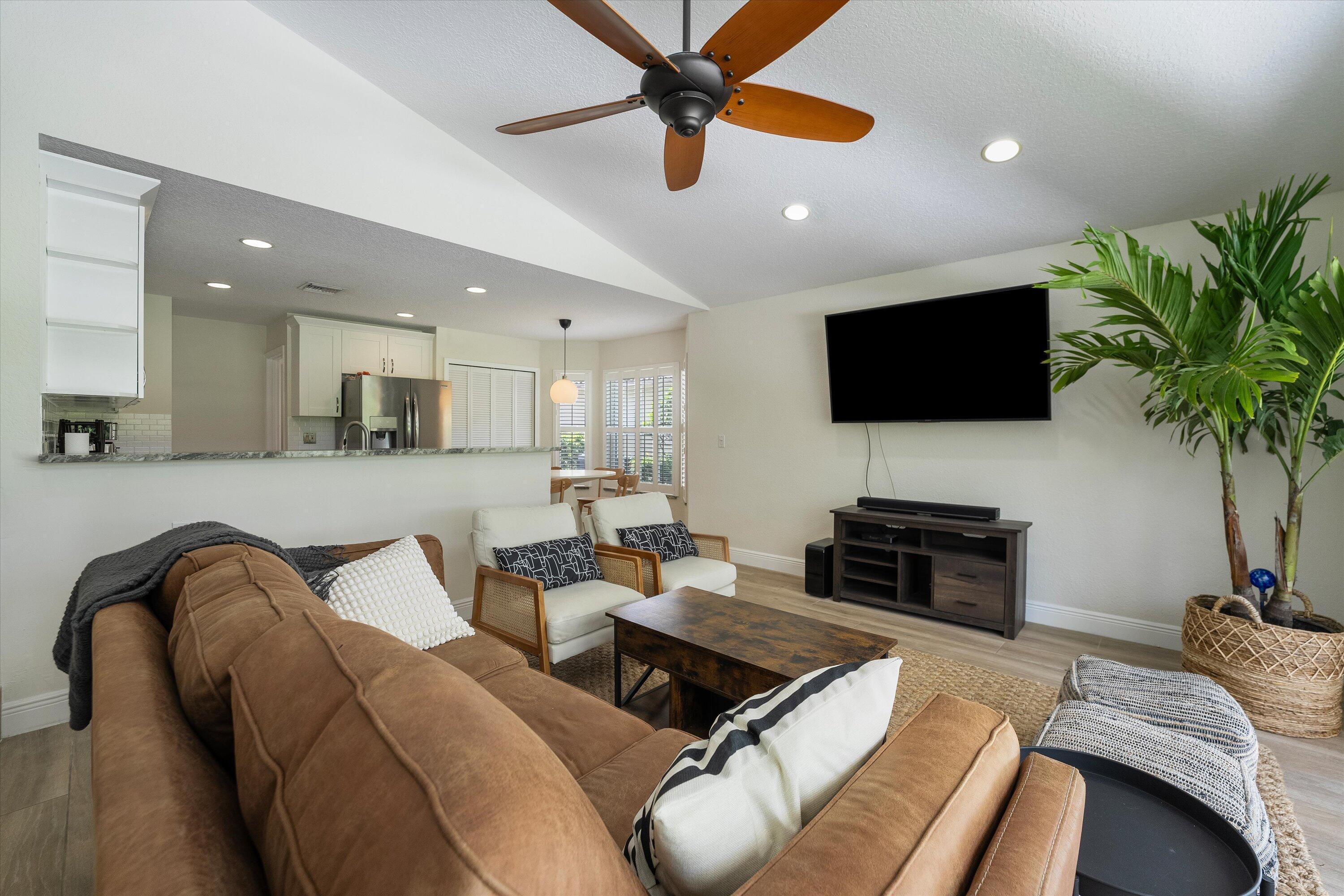 ISLES AT WELLINGTON 1 - Residential Lease