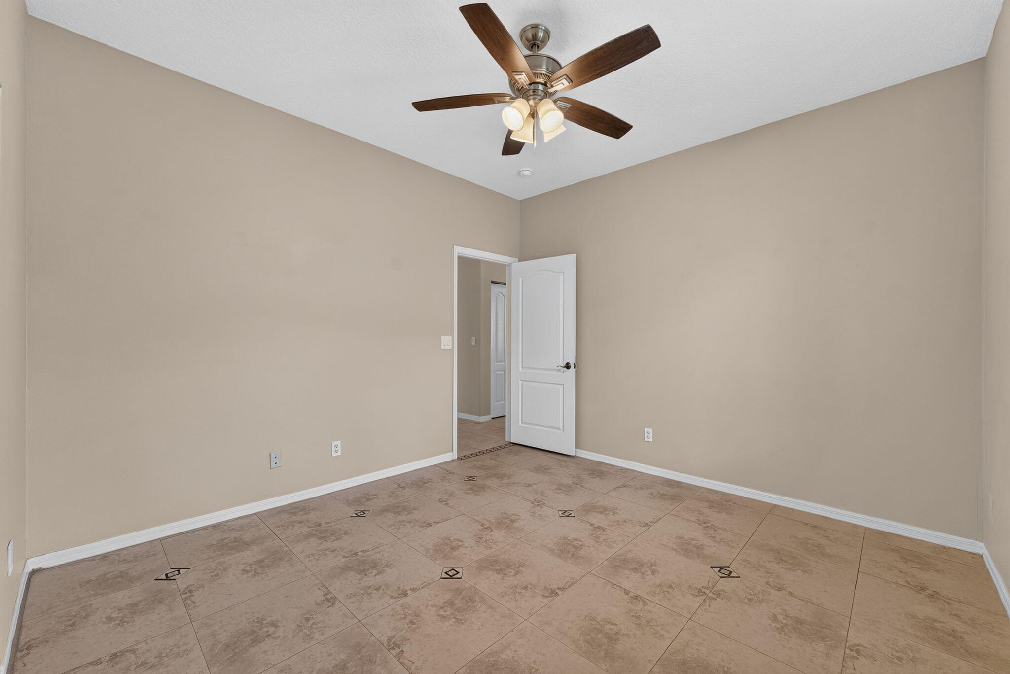 BIG SKY NORTH RESIDENTIAL - Residential Lease