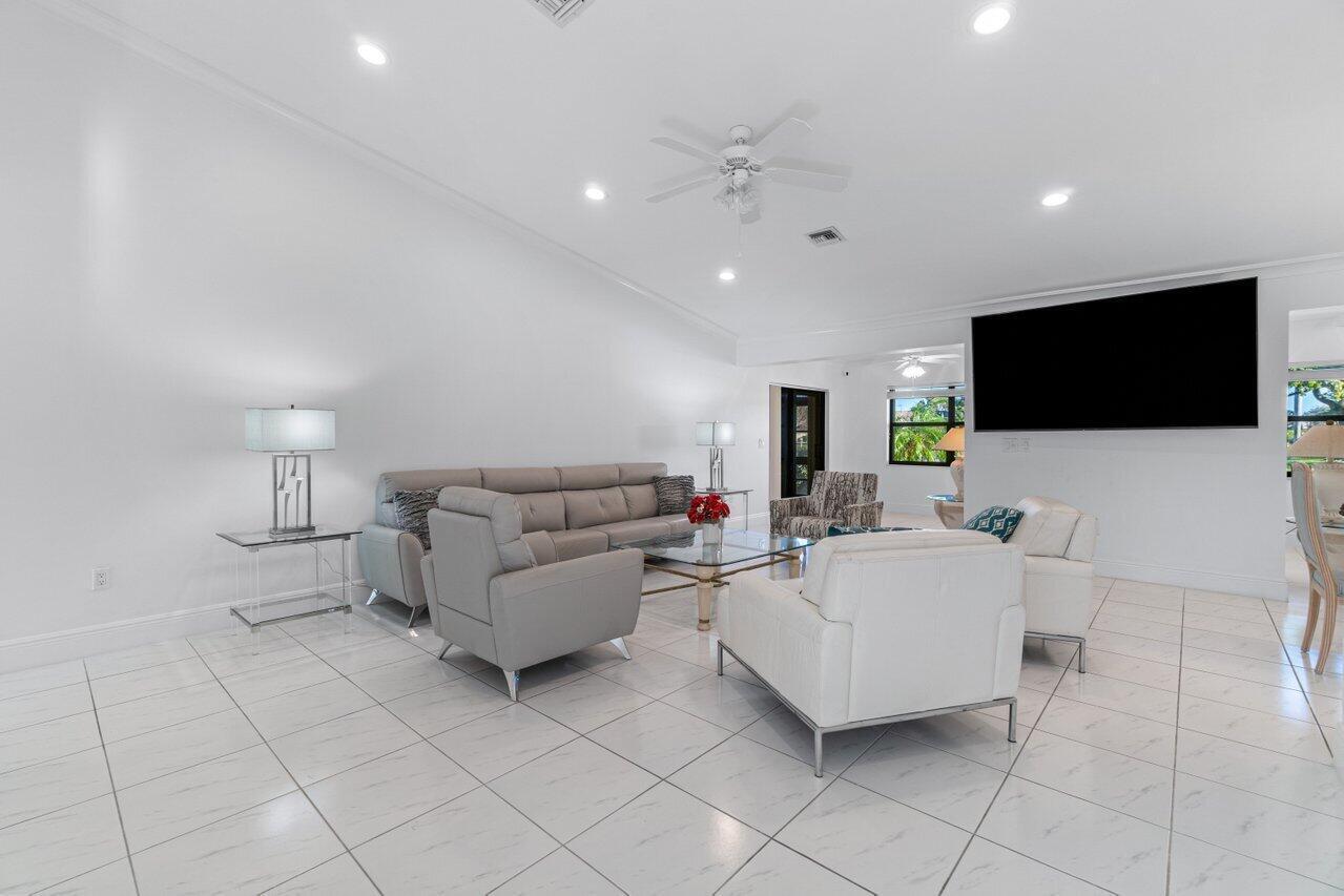 BOCA DELRAY - Residential Lease