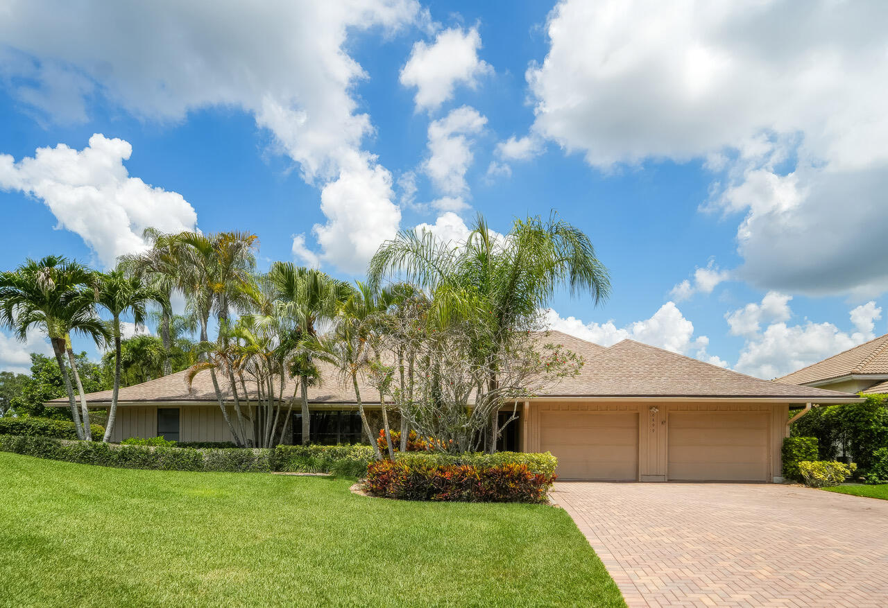 EASTPOINTE COUNTRY CLUB - Residential