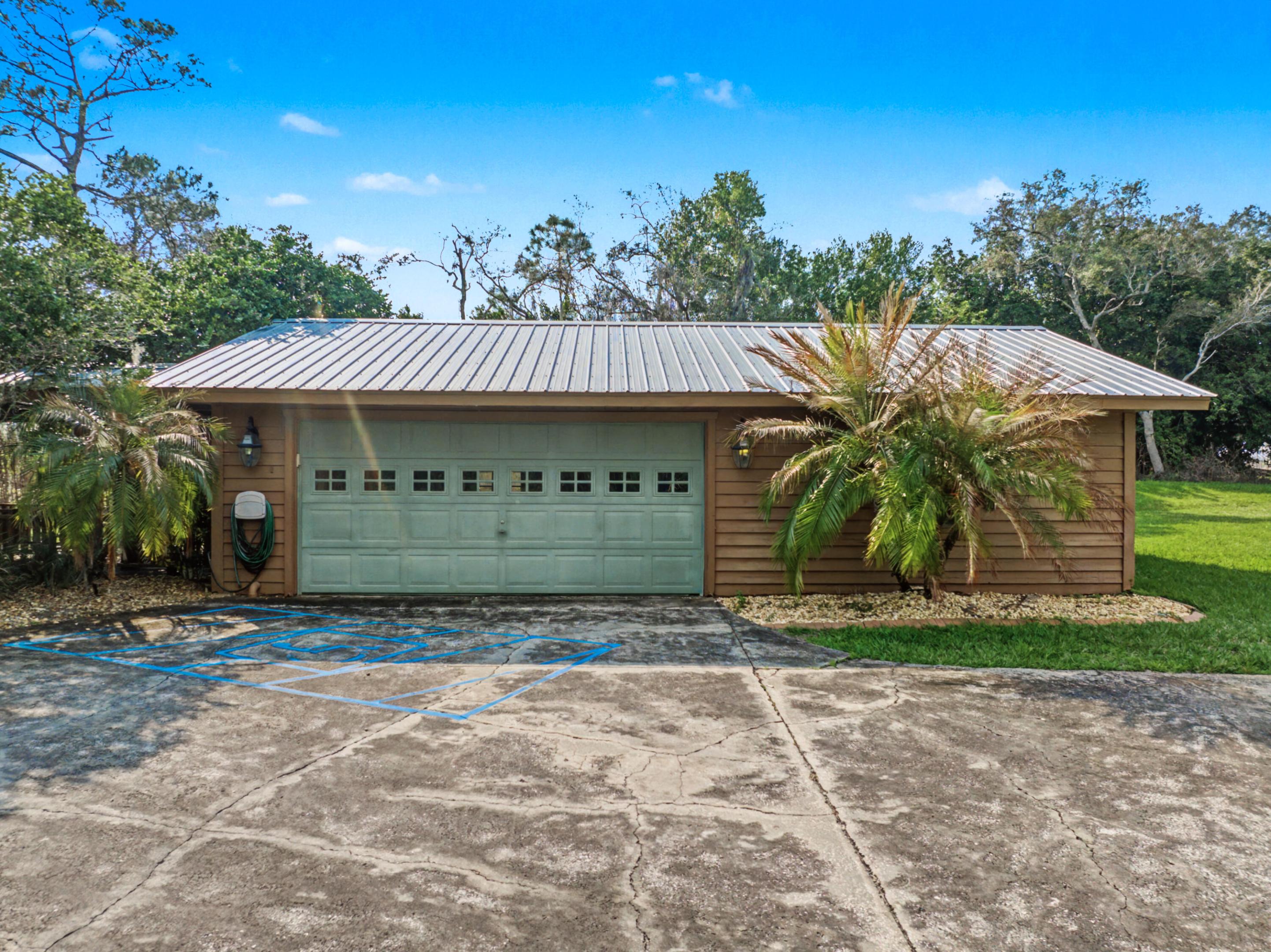 MOON RANCH ACRES - Residential