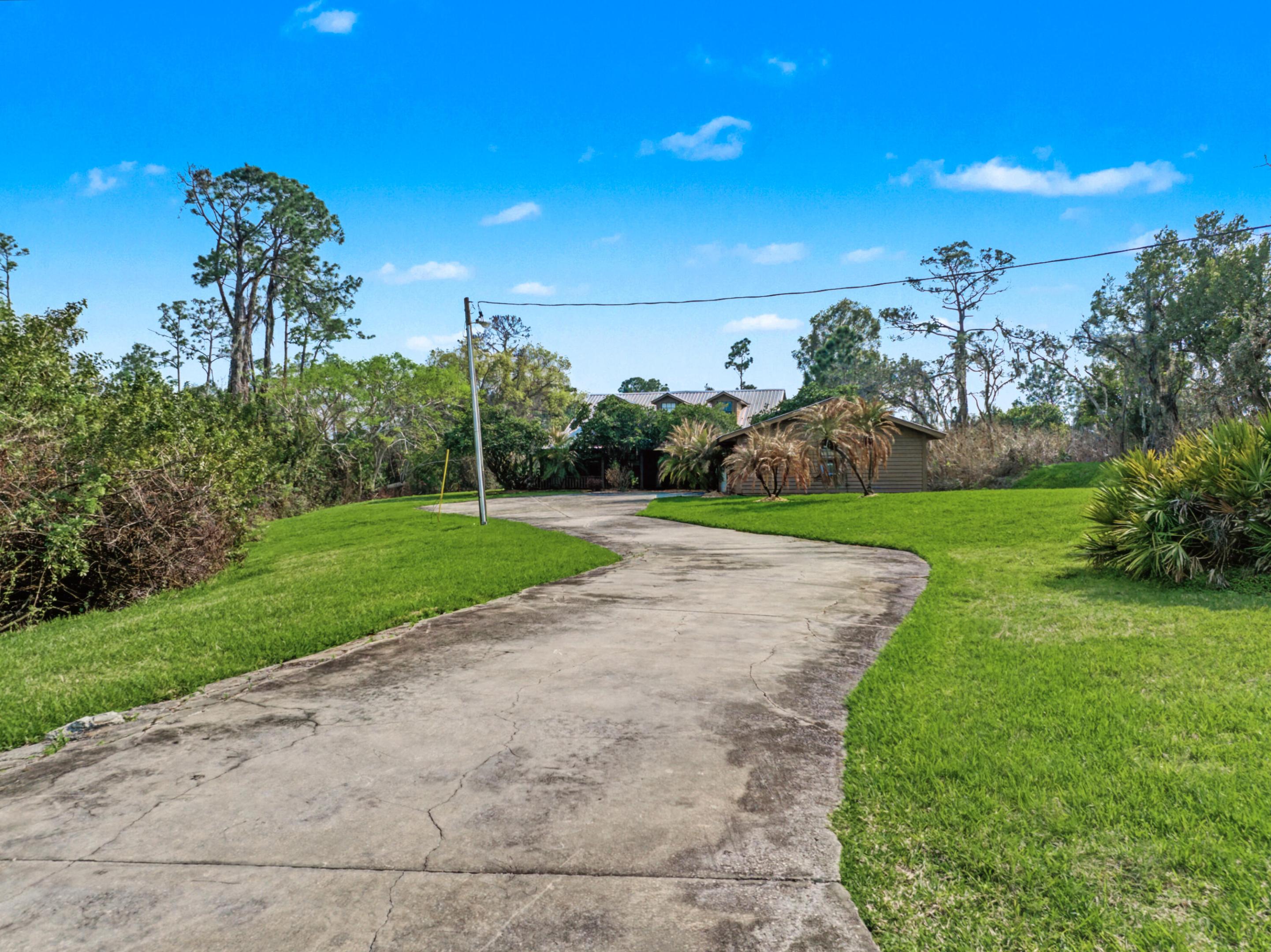 MOON RANCH ACRES - Residential