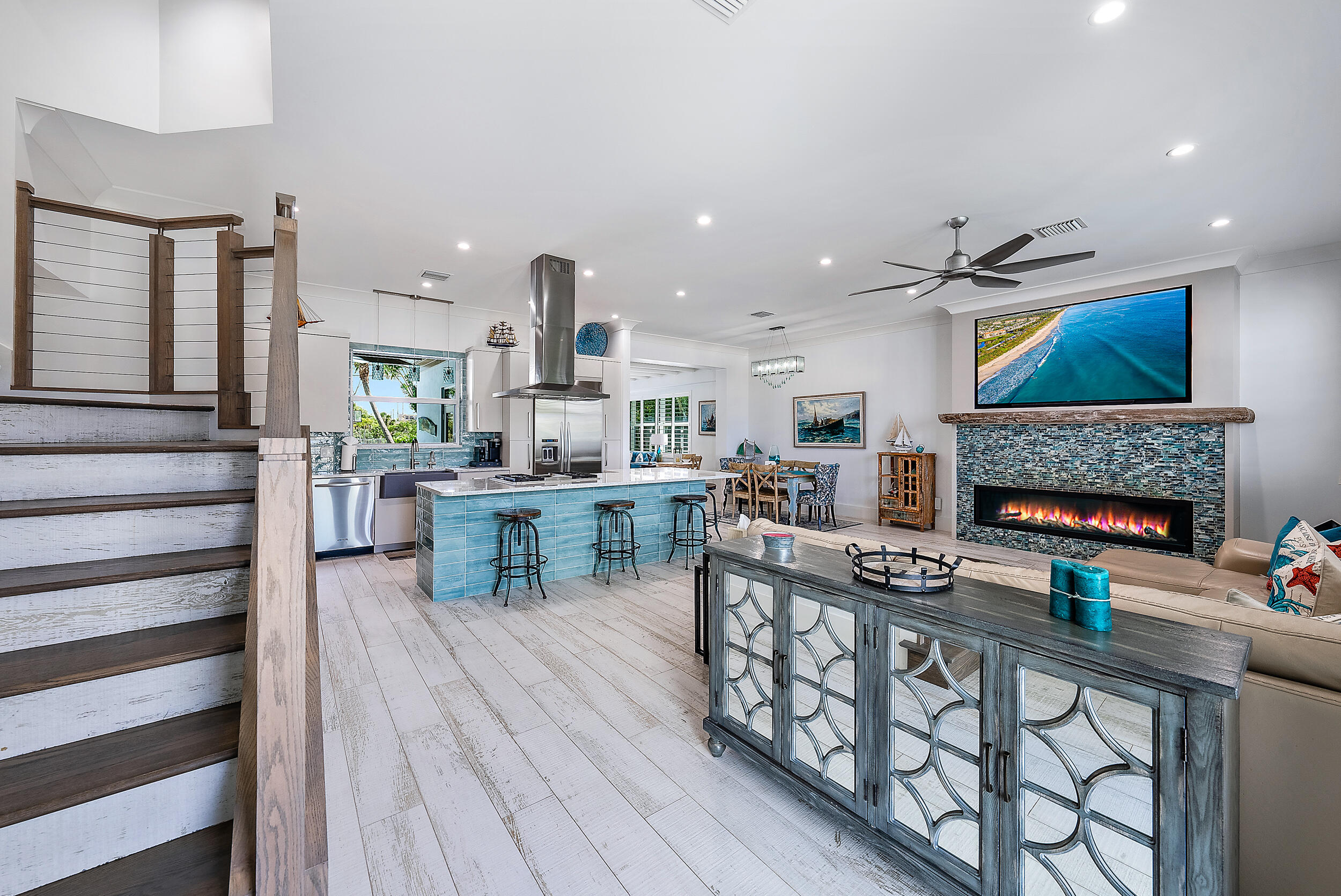 NORTH PALM BEACH VILLAGE OF PL 1 IN PB 2 - Residential