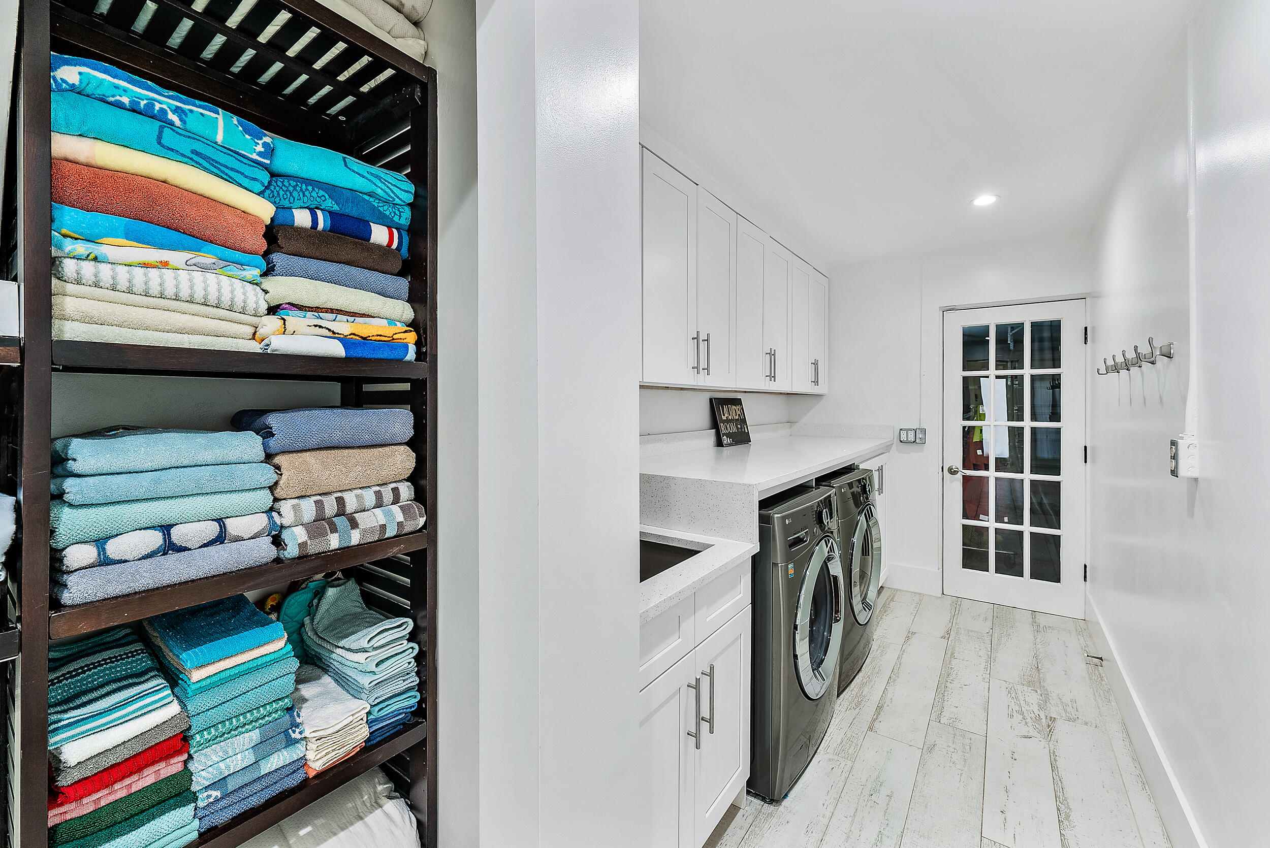 NORTH PALM BEACH VILLAGE OF PL 1 IN PB 2 - Residential