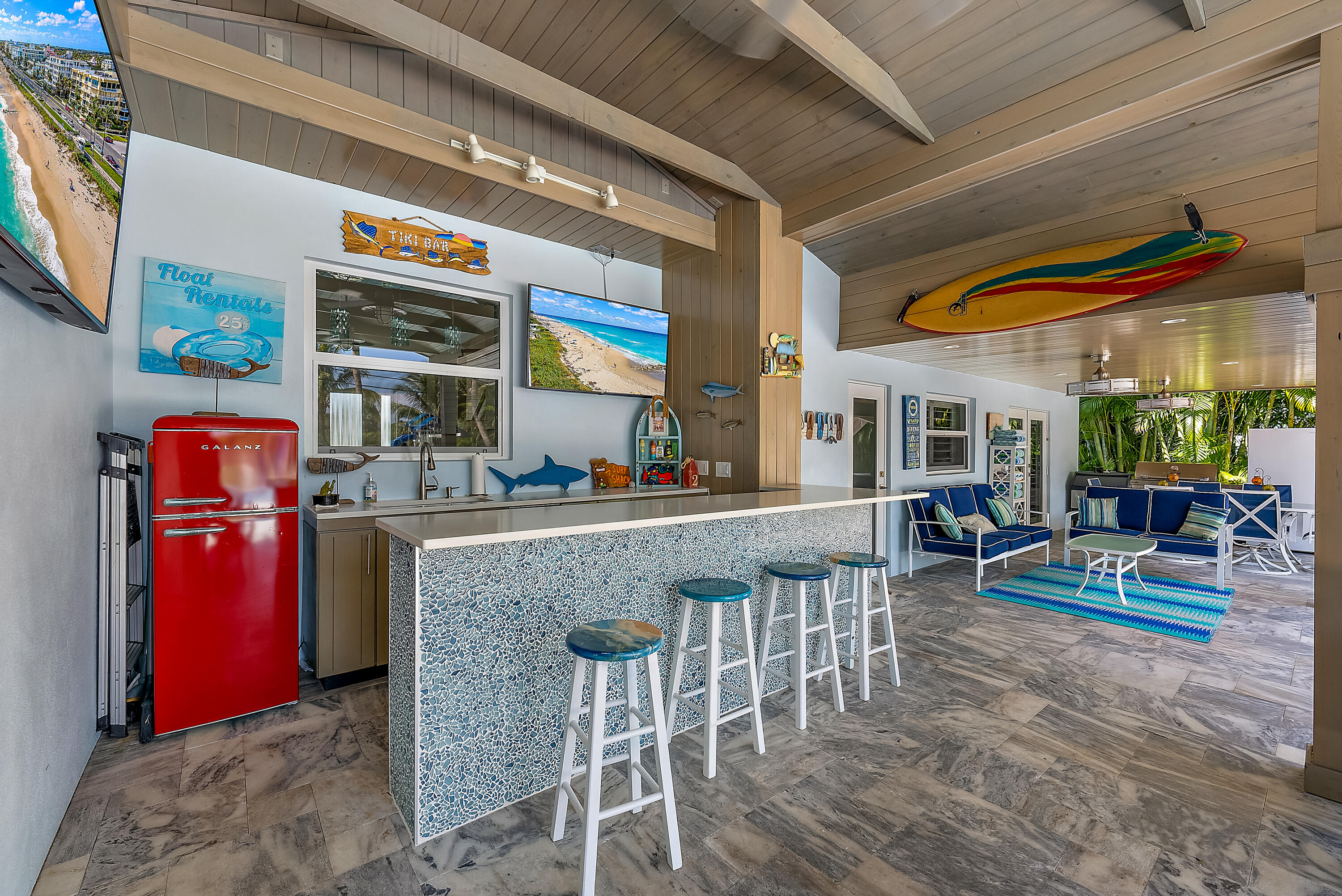 NORTH PALM BEACH VILLAGE OF PL 1 IN PB 2 - Residential