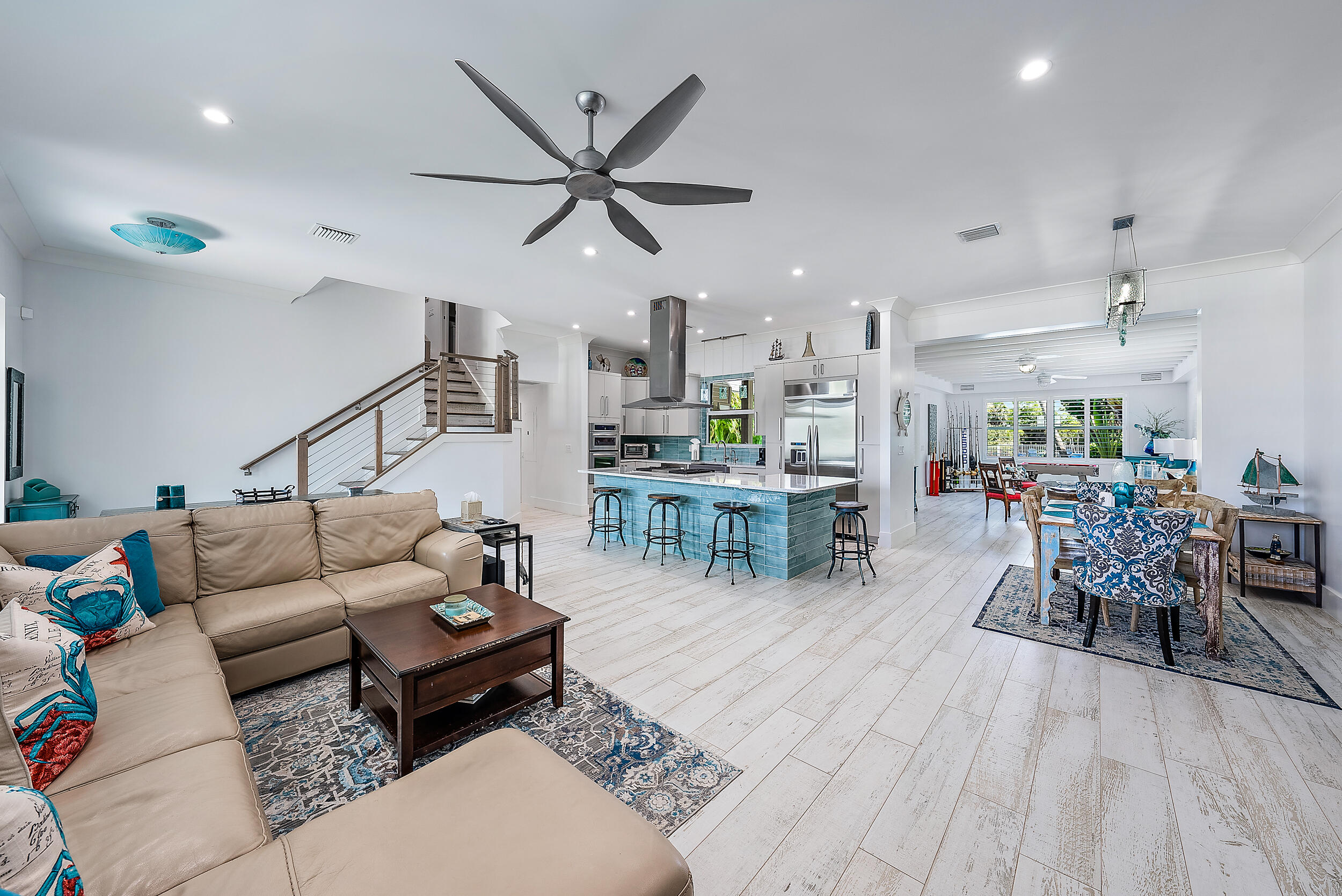 NORTH PALM BEACH VILLAGE OF PL 1 IN PB 2 - Residential