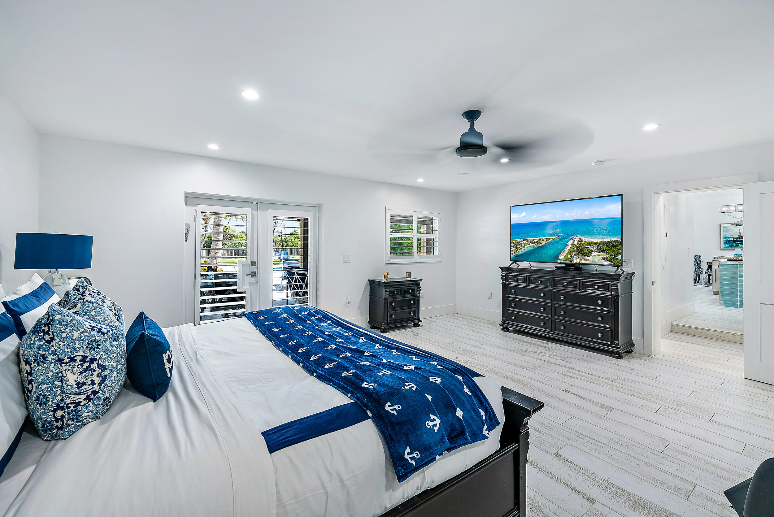 NORTH PALM BEACH VILLAGE OF PL 1 IN PB 2 - Residential