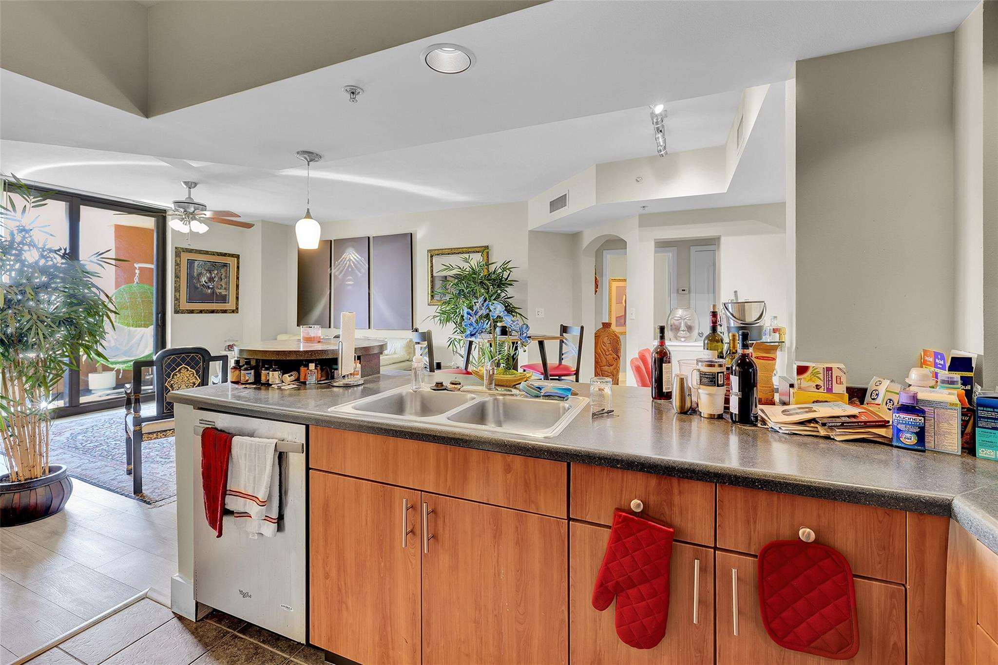 WAVERLY AT LAS OLAS CONDO - Residential