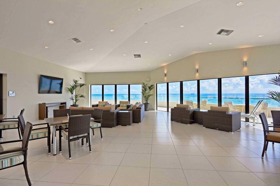WATER GLADES CONDO - Residential