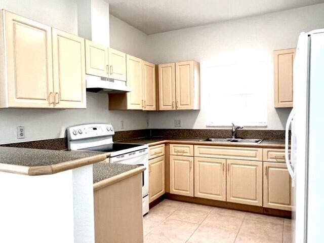 SUGAR POND MANOR OF WELLINGTON - Residential Income