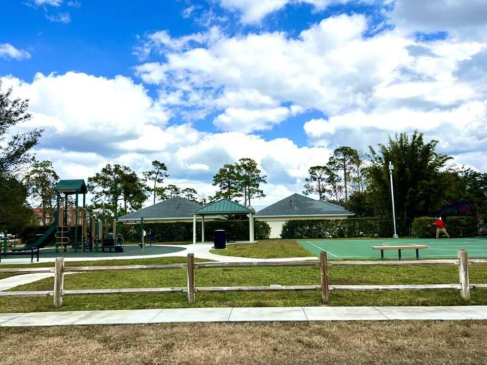 SUGAR POND MANOR OF WELLINGTON - Residential Income