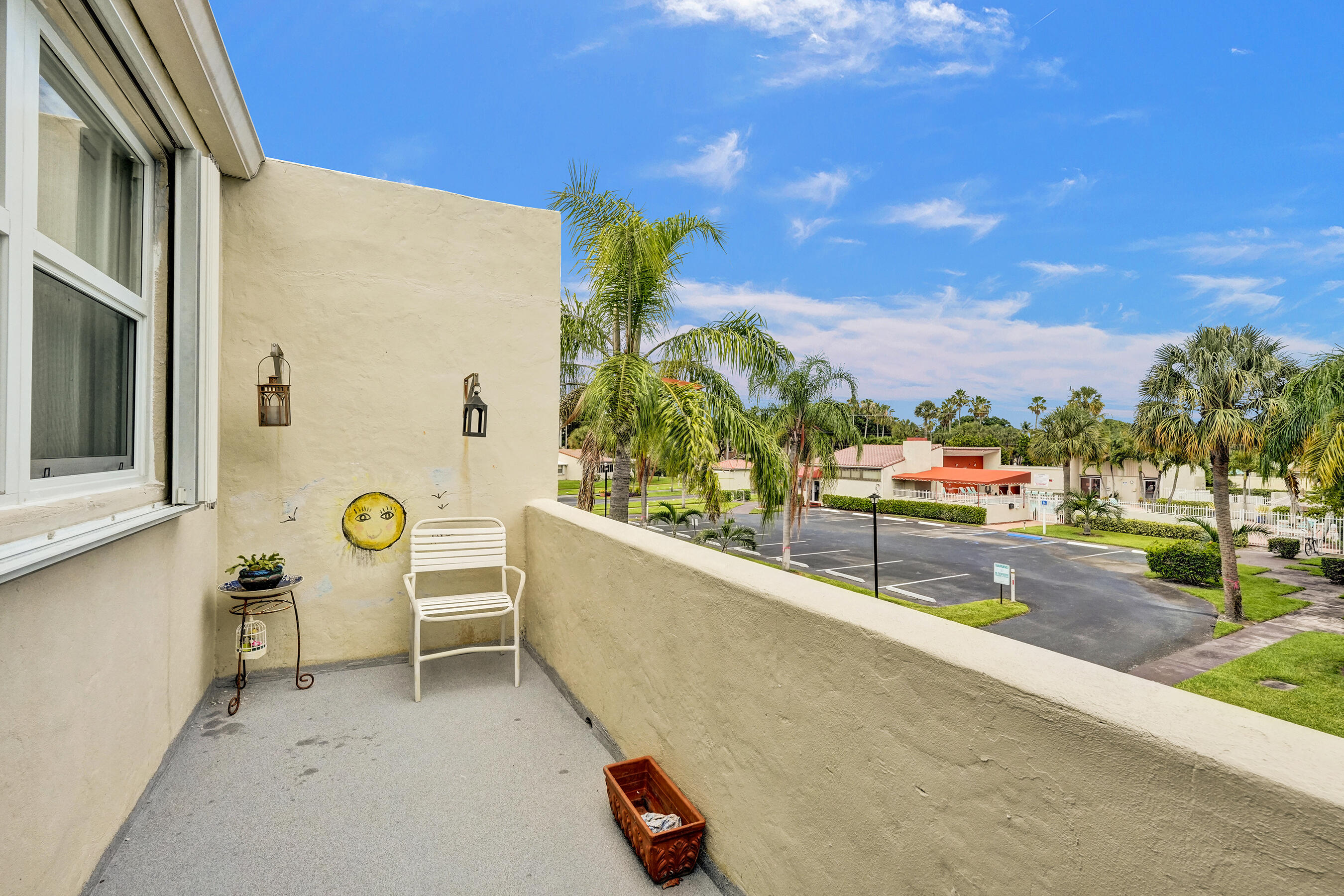 BOUNDBROOK CONDO S - Residential