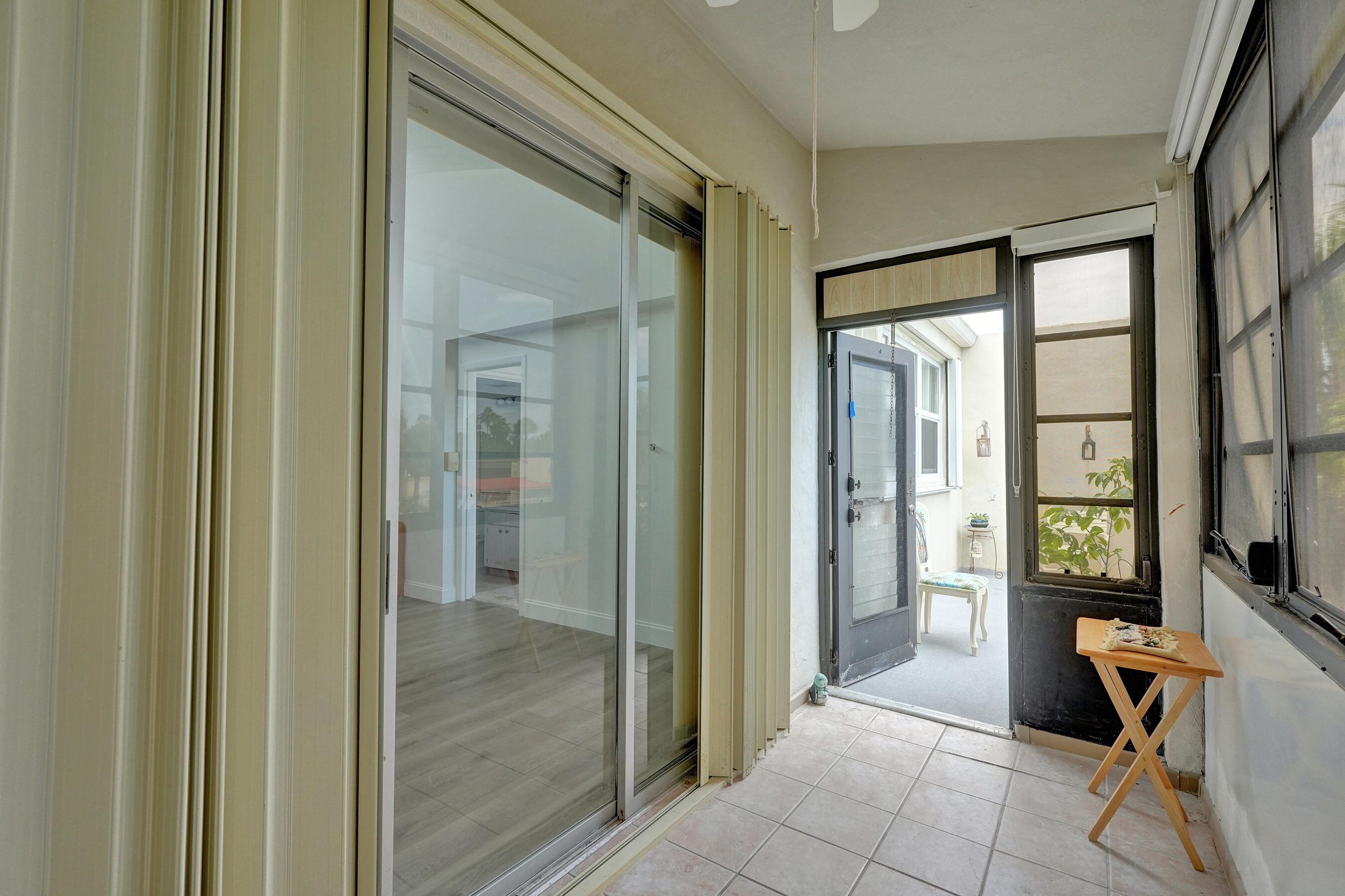 BOUNDBROOK CONDO S - Residential