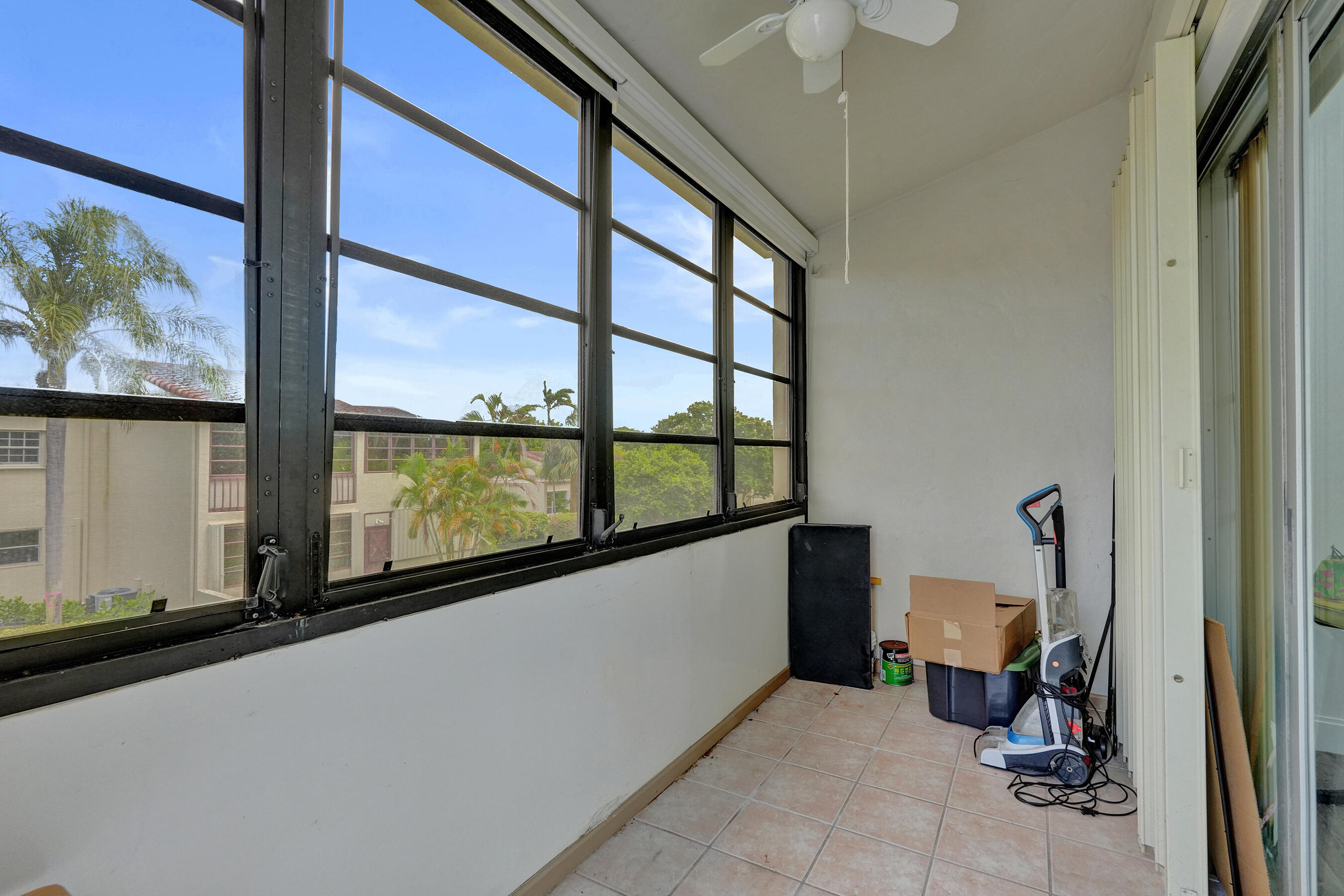 BOUNDBROOK CONDO S - Residential