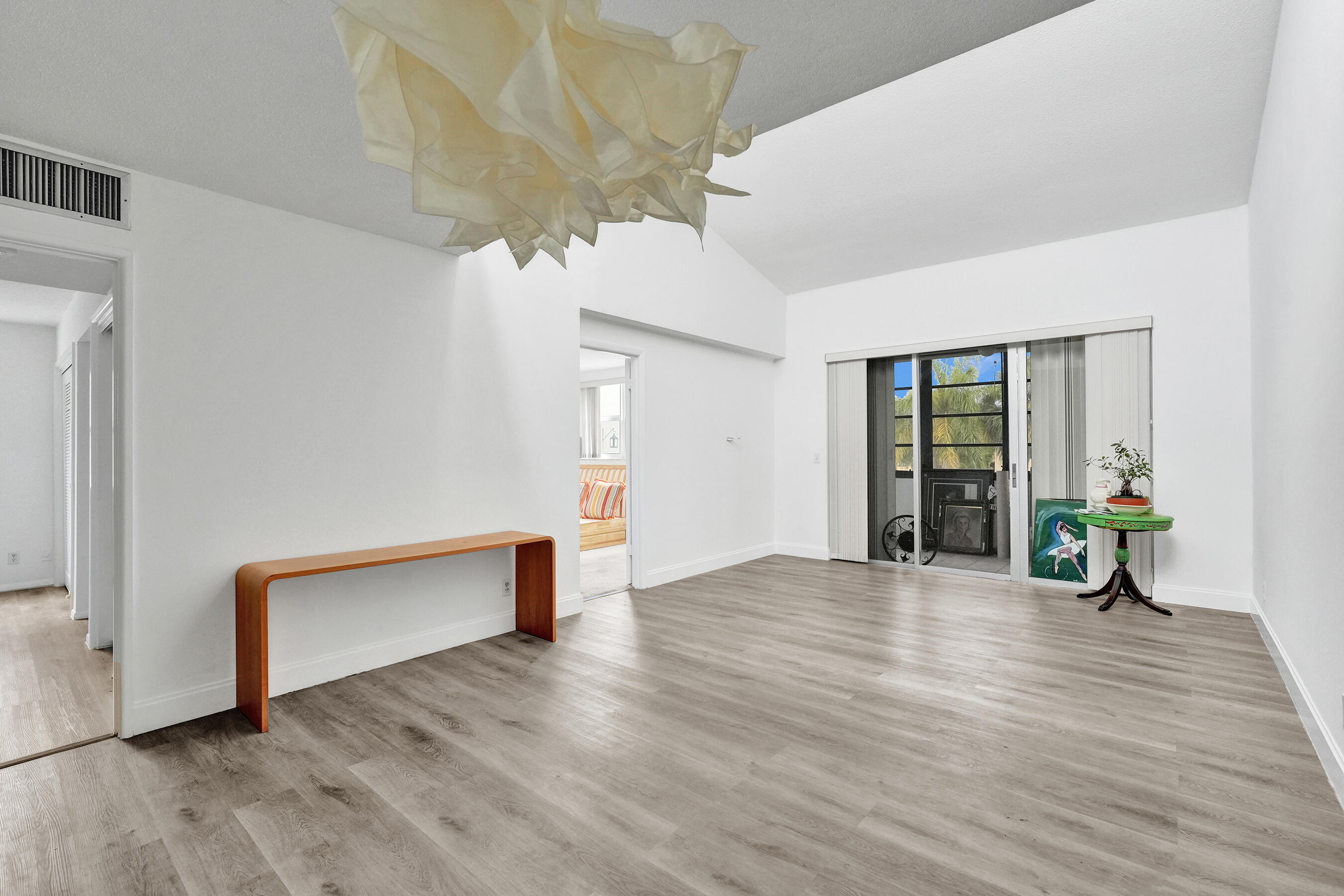 BOUNDBROOK CONDO S - Residential