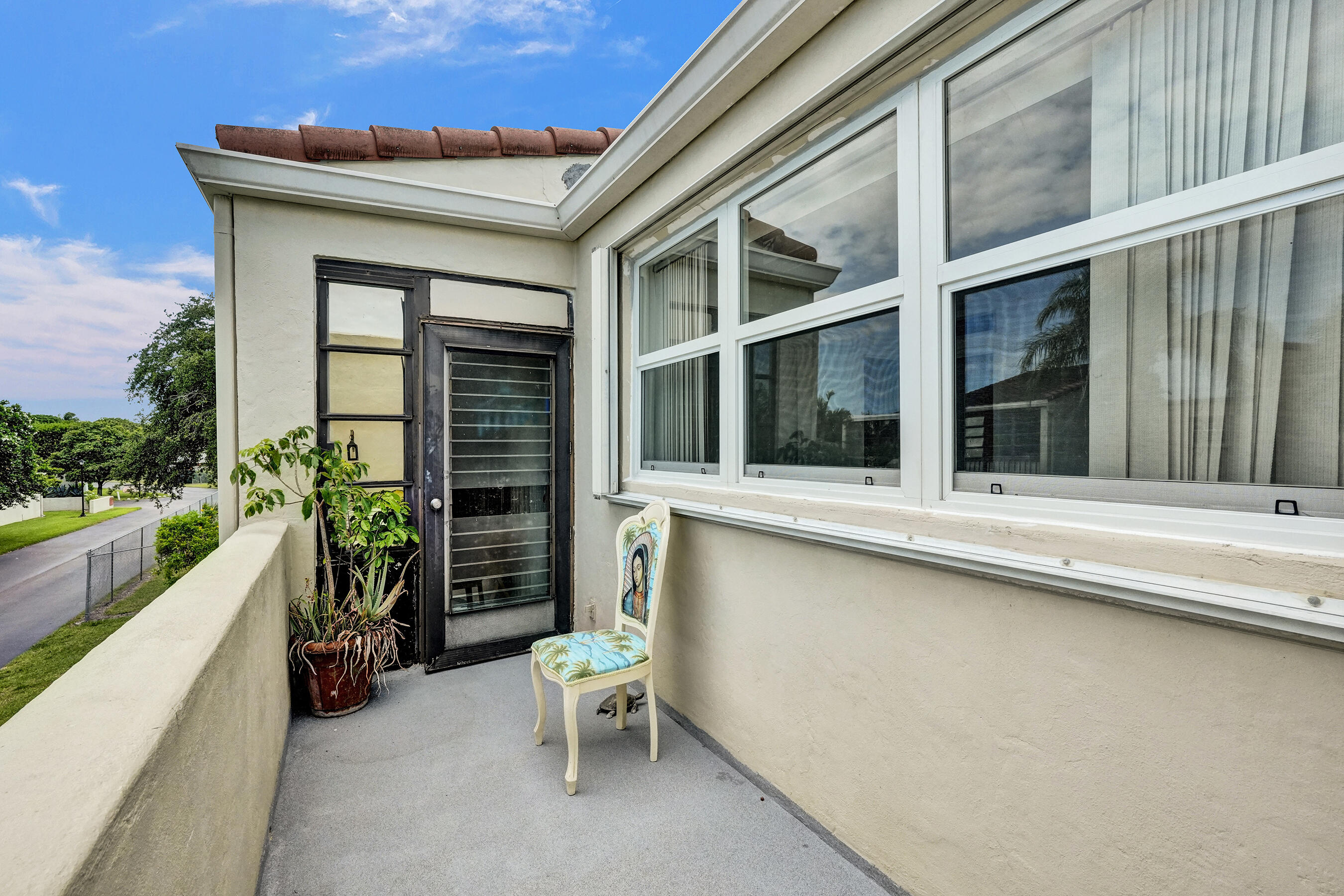 BOUNDBROOK CONDO S - Residential